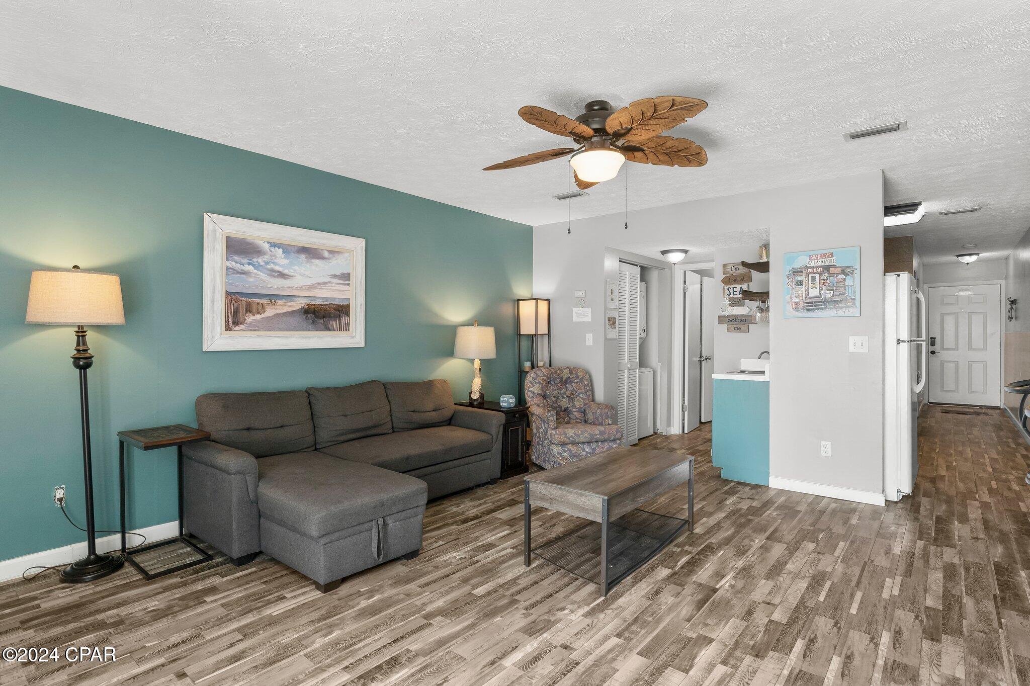 Lullwater Beach - Residential