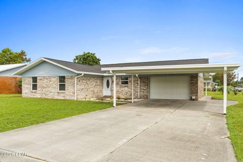 Featured picture for the property 796299
