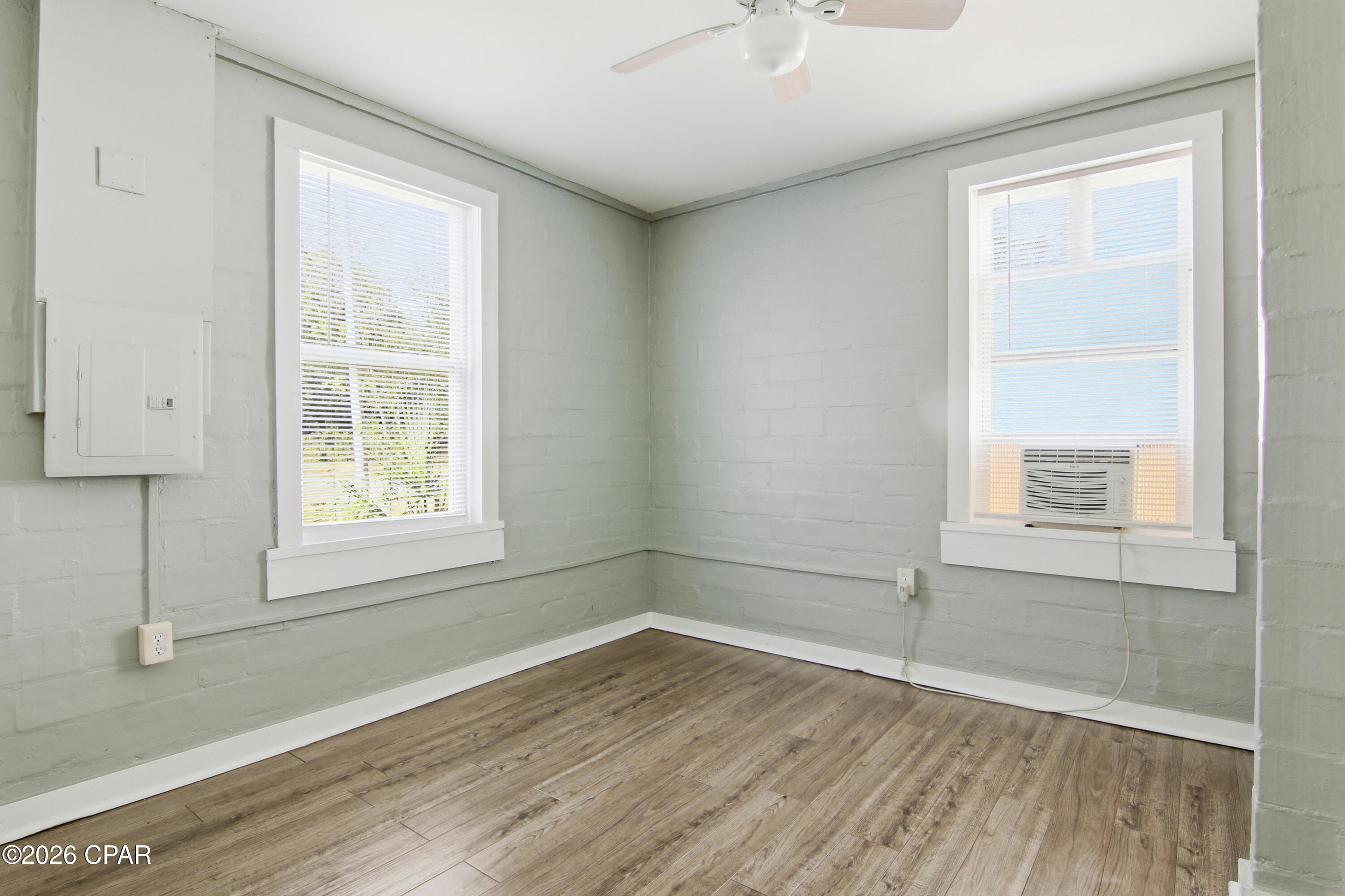 Lincoln Park - Residential