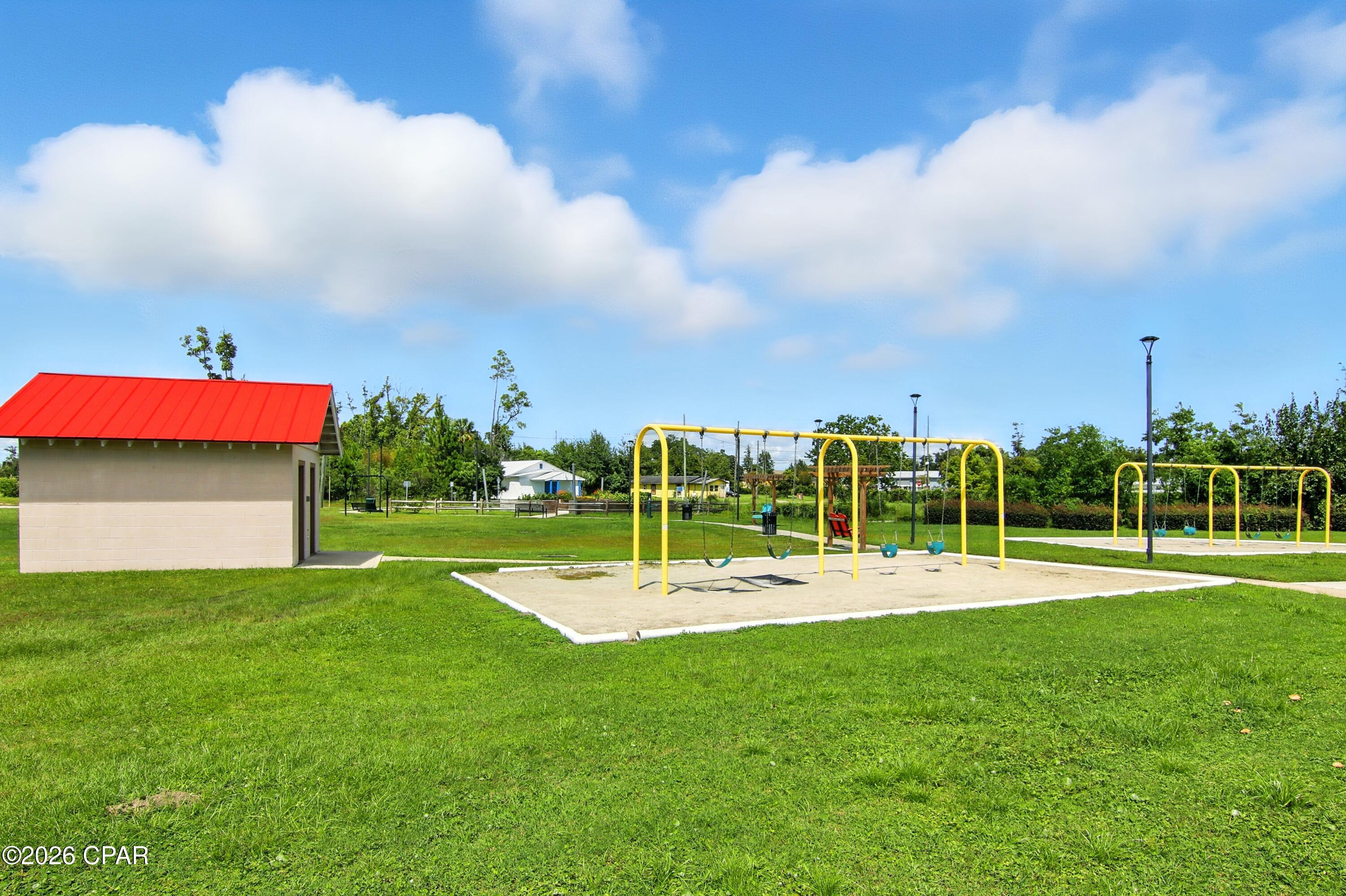 Lincoln Park - Residential