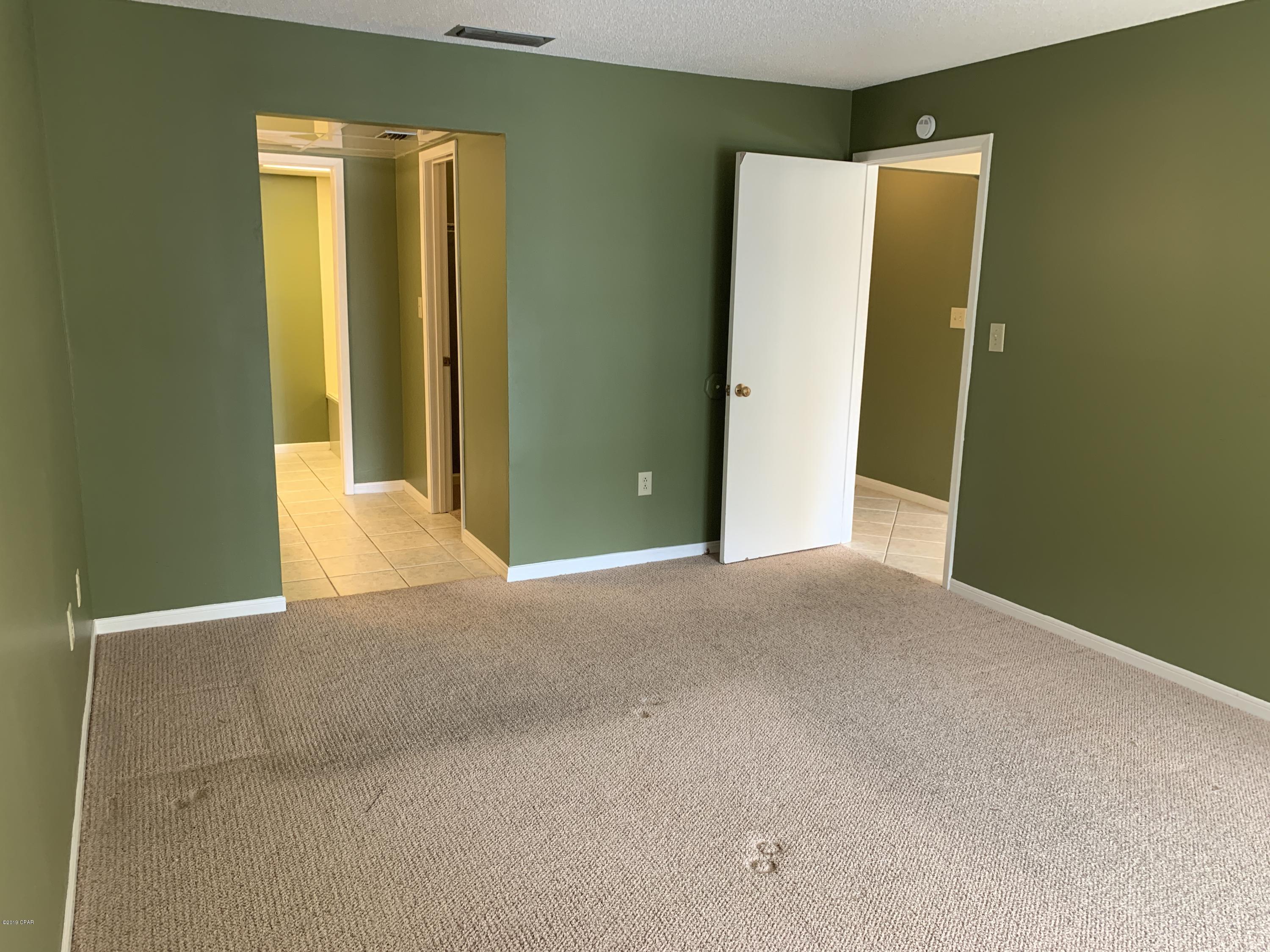 Edgewater Golf Villas II-B - Residential