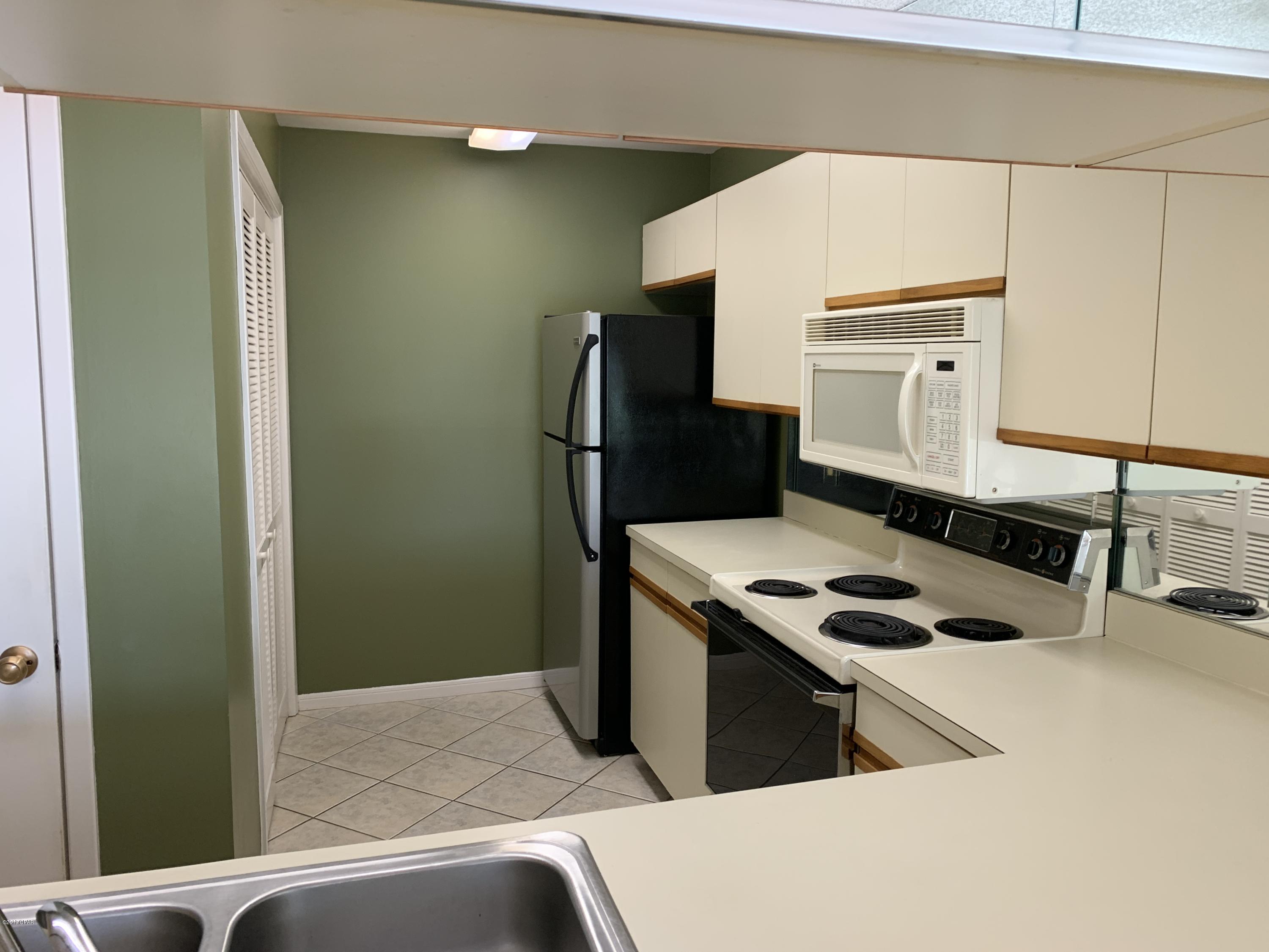 Edgewater Golf Villas II-B - Residential