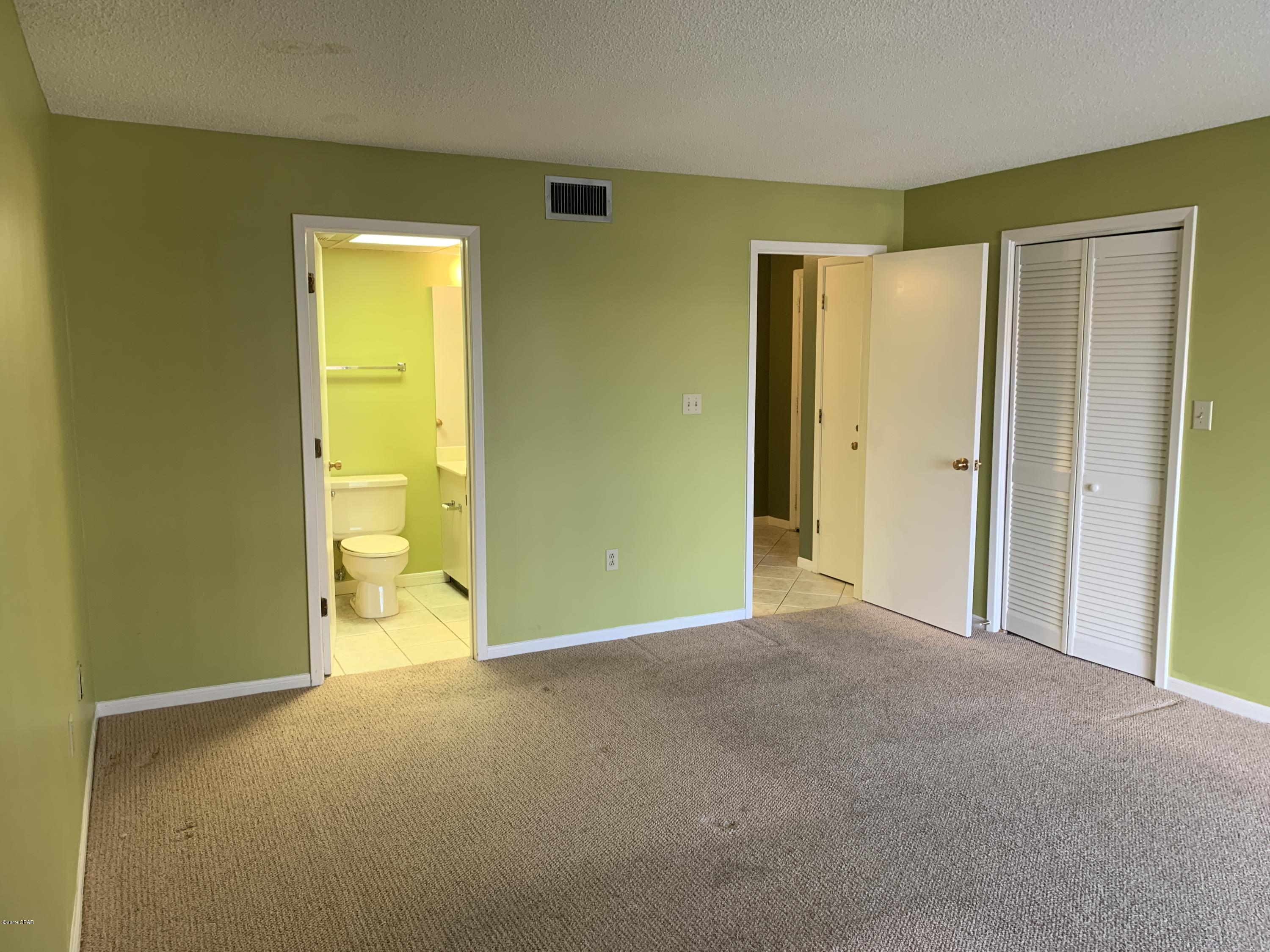 Edgewater Golf Villas II-B - Residential