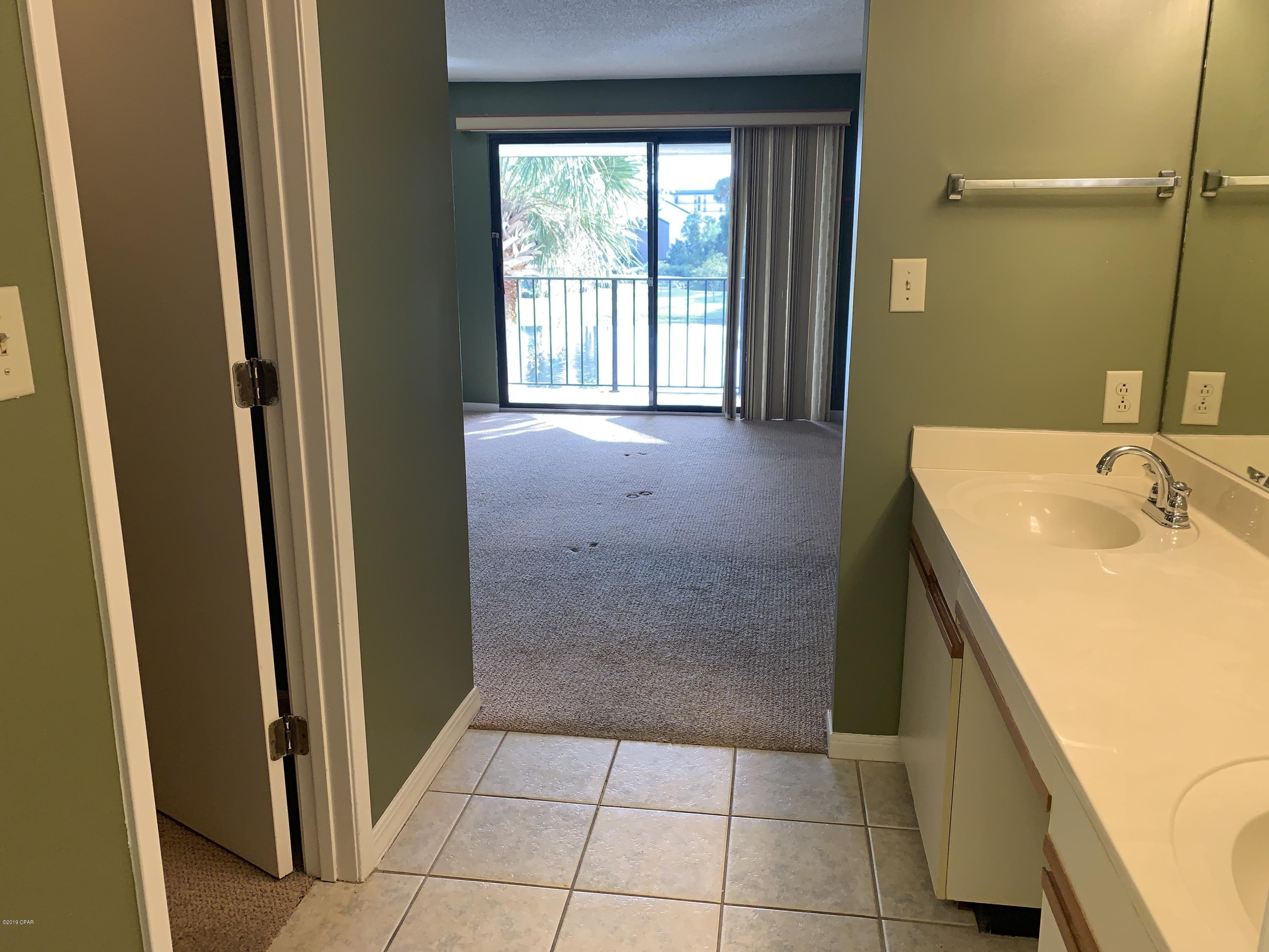 Edgewater Golf Villas II-B - Residential