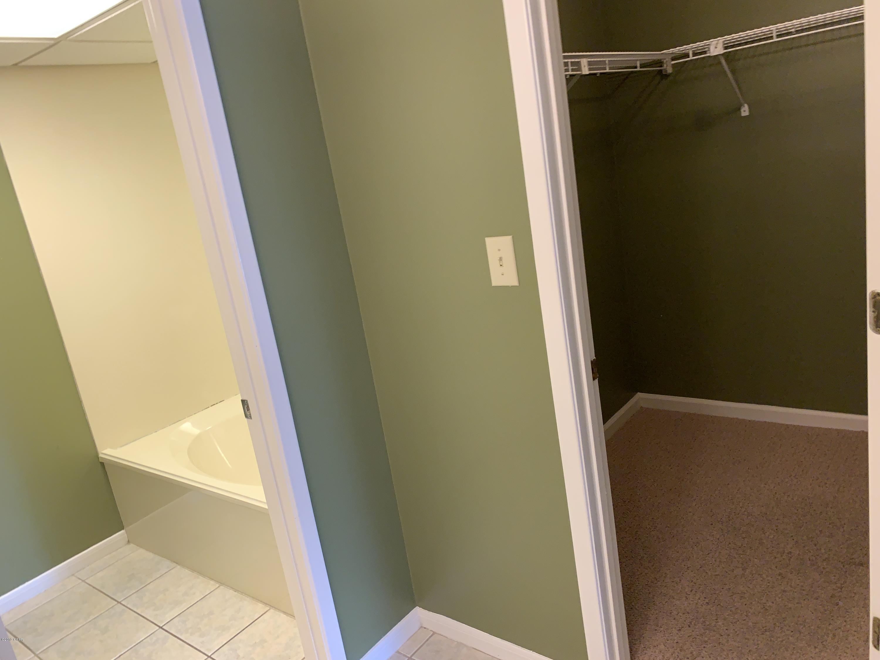 Edgewater Golf Villas II-B - Residential