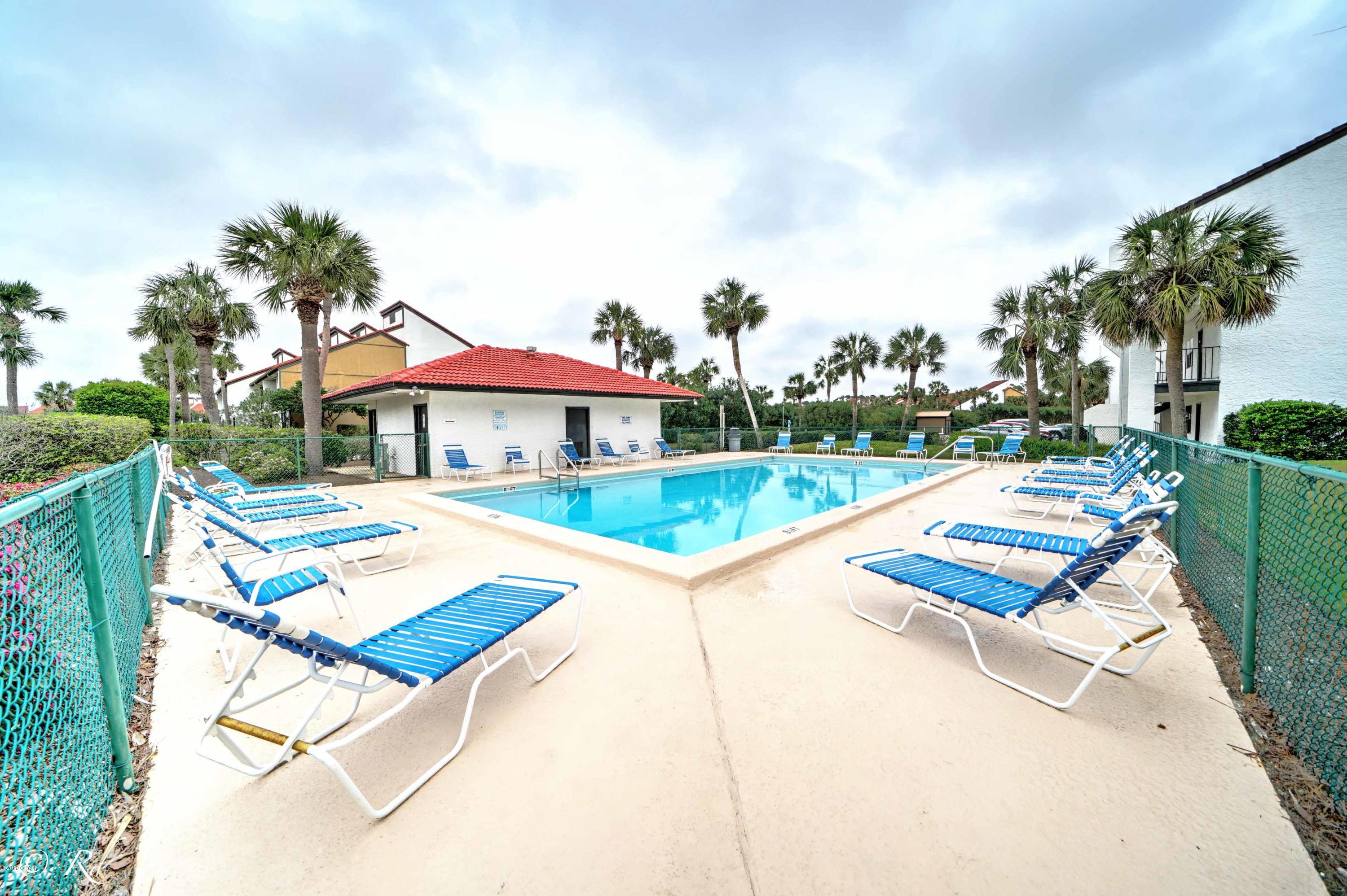 Edgewater Golf Villas II-B - Residential