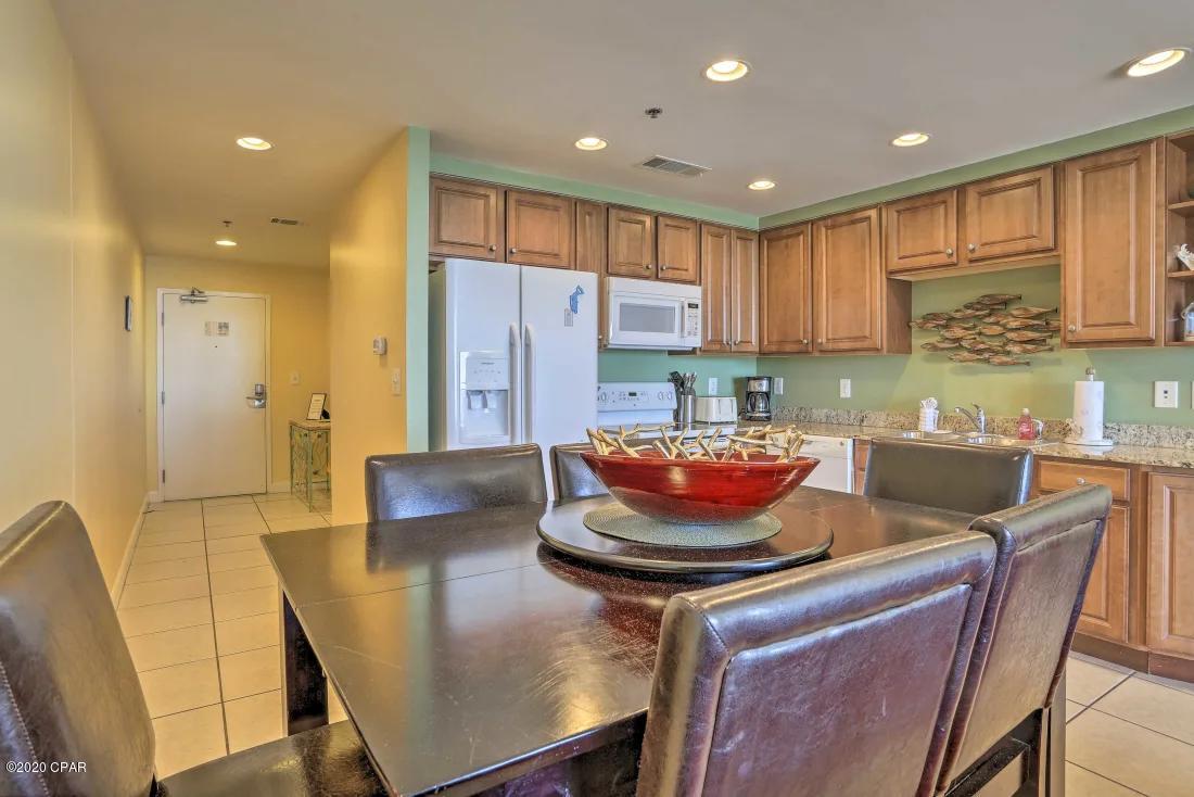 Splash Condo - Residential