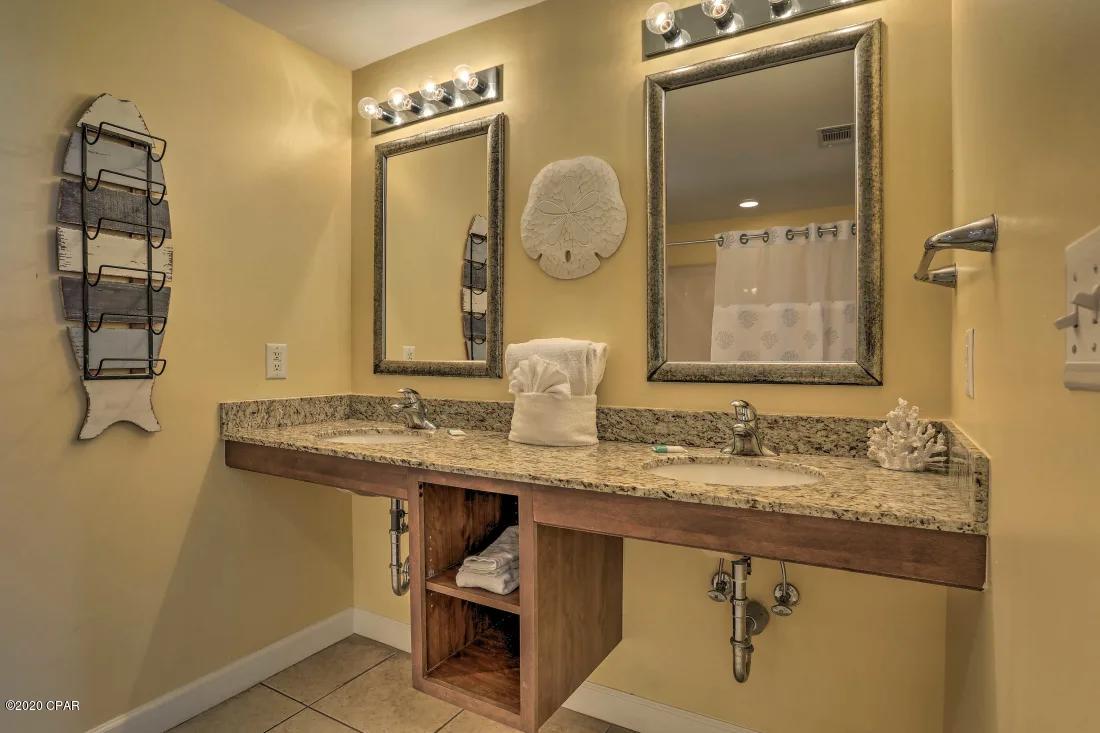 Splash Condo - Residential