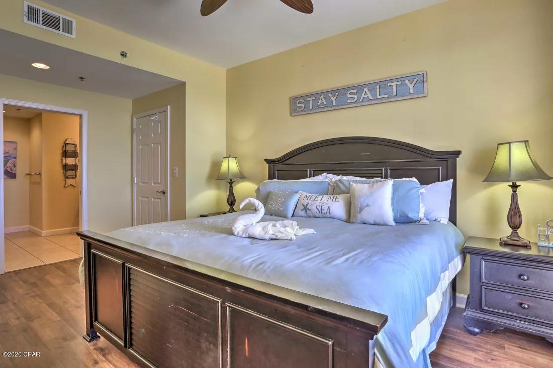 Splash Condo - Residential