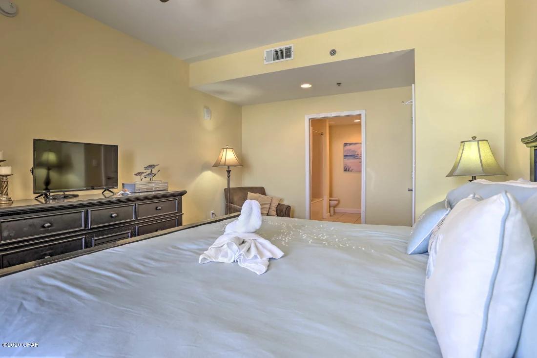 Splash Condo - Residential