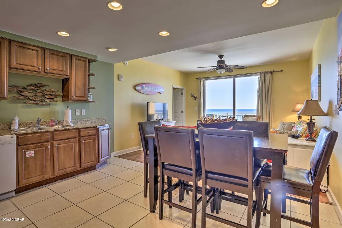 Splash Condo - Residential