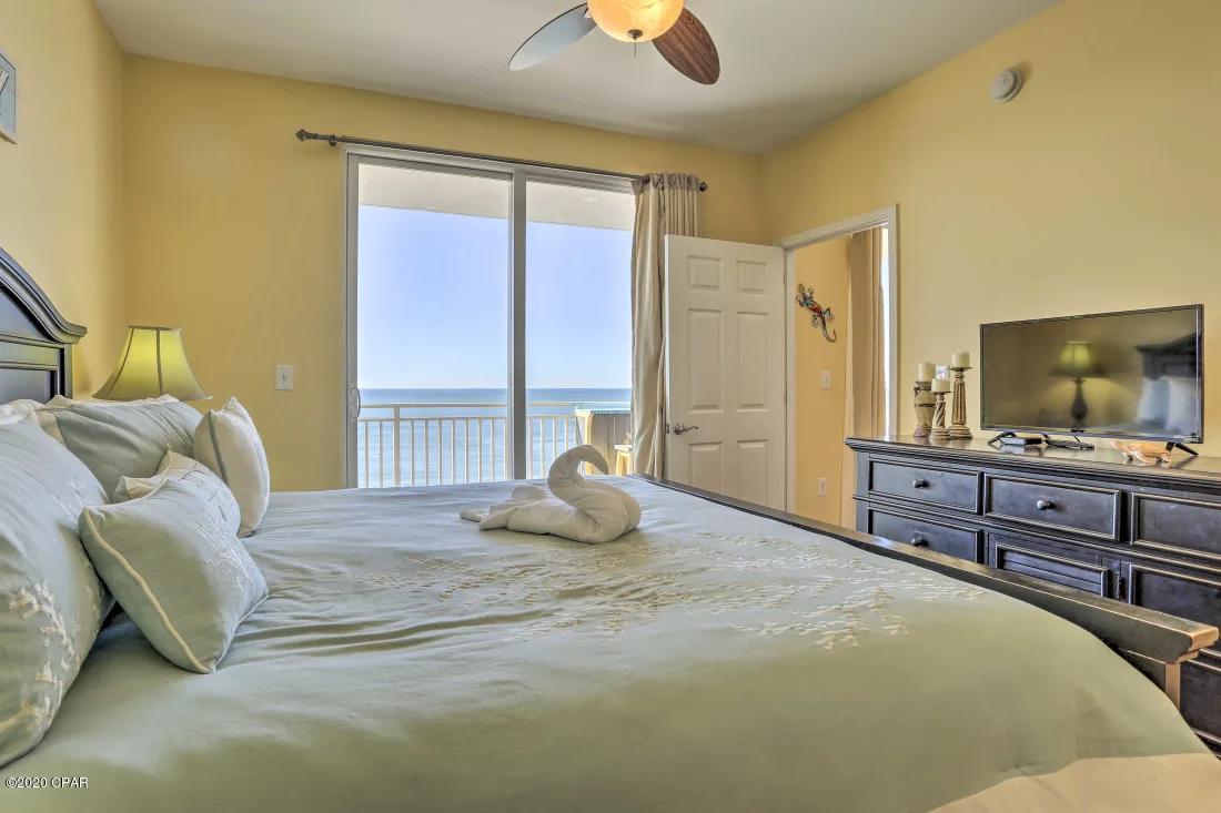 Splash Condo - Residential