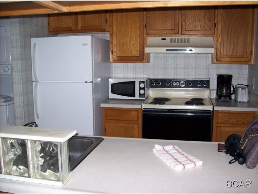 RARELY LISTED 3RD FLOOR LOFT UNIT IN TREASURE COVE CONDOMINIUMS.  UNIT FEATURES 1 FULL BEDROOM AND AN OPEN LOFT THAT HAS 2 CLOSETS AS THE 2ND BEDROOM. 1 BATHROOM. FULLY FURNISHED AND HAS BEEN A GREAT LONG TERM RENTAL.  UNIT IS OCCUPIED, SO 24 HOUR NOTICE TO SHOW IS REQUIRED. ROOM SIZES ARE APPROXIMATE.