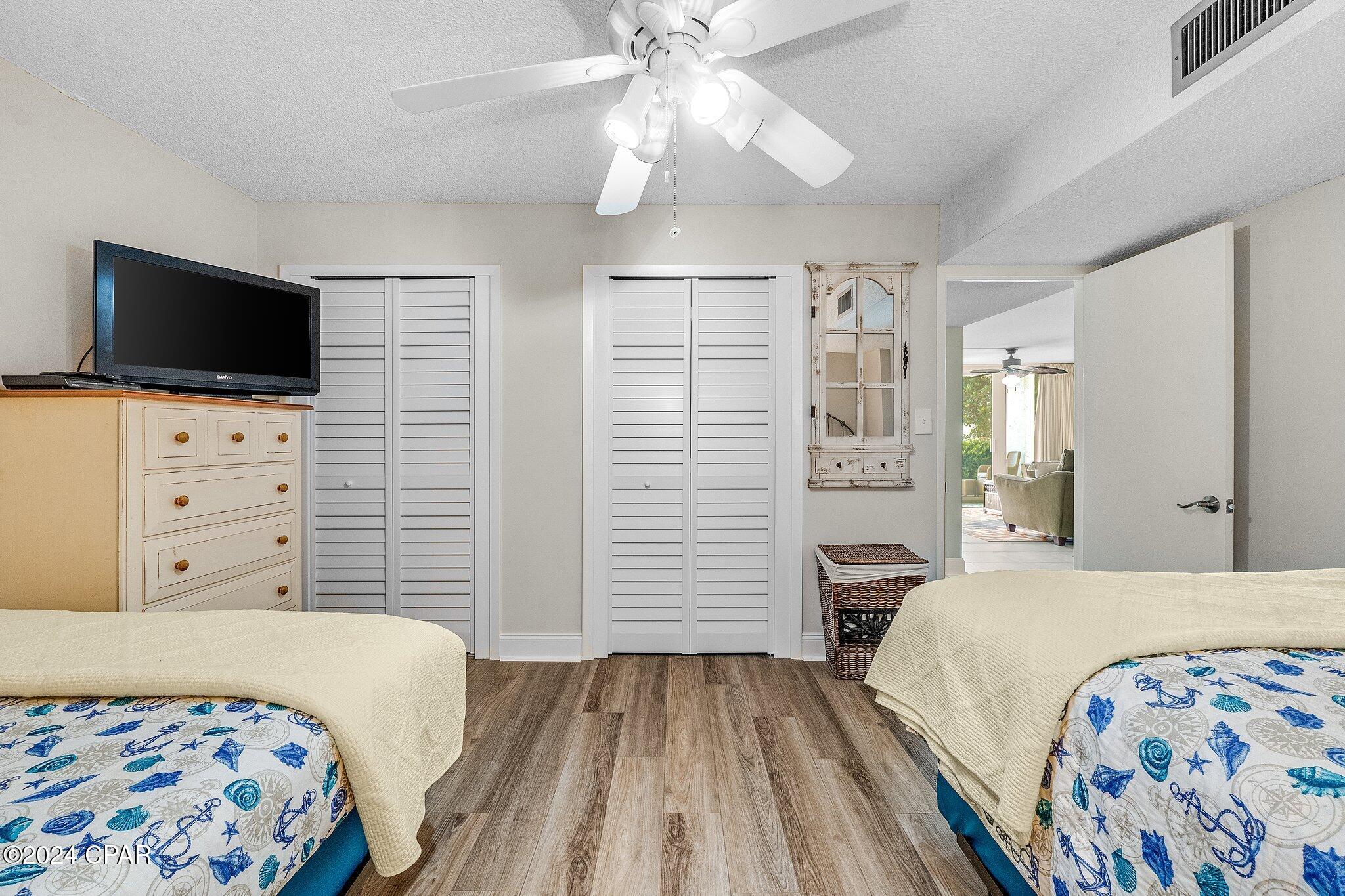 Dolphin Point - Residential