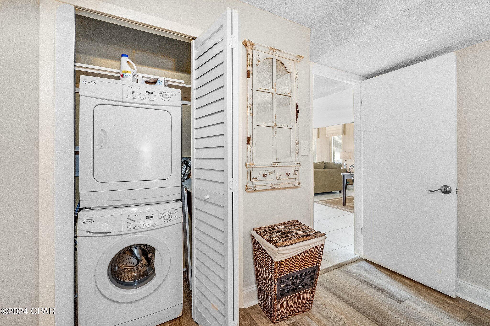 Dolphin Point - Residential