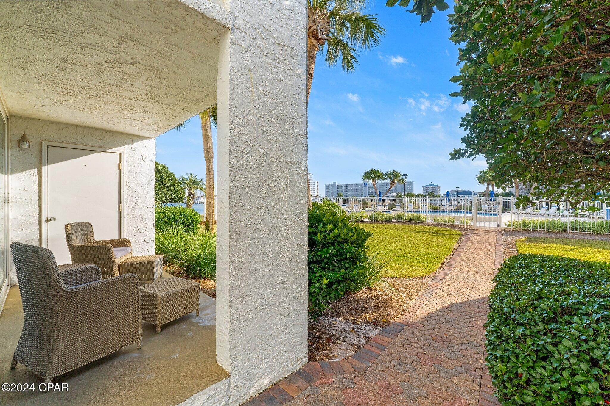 Dolphin Point - Residential