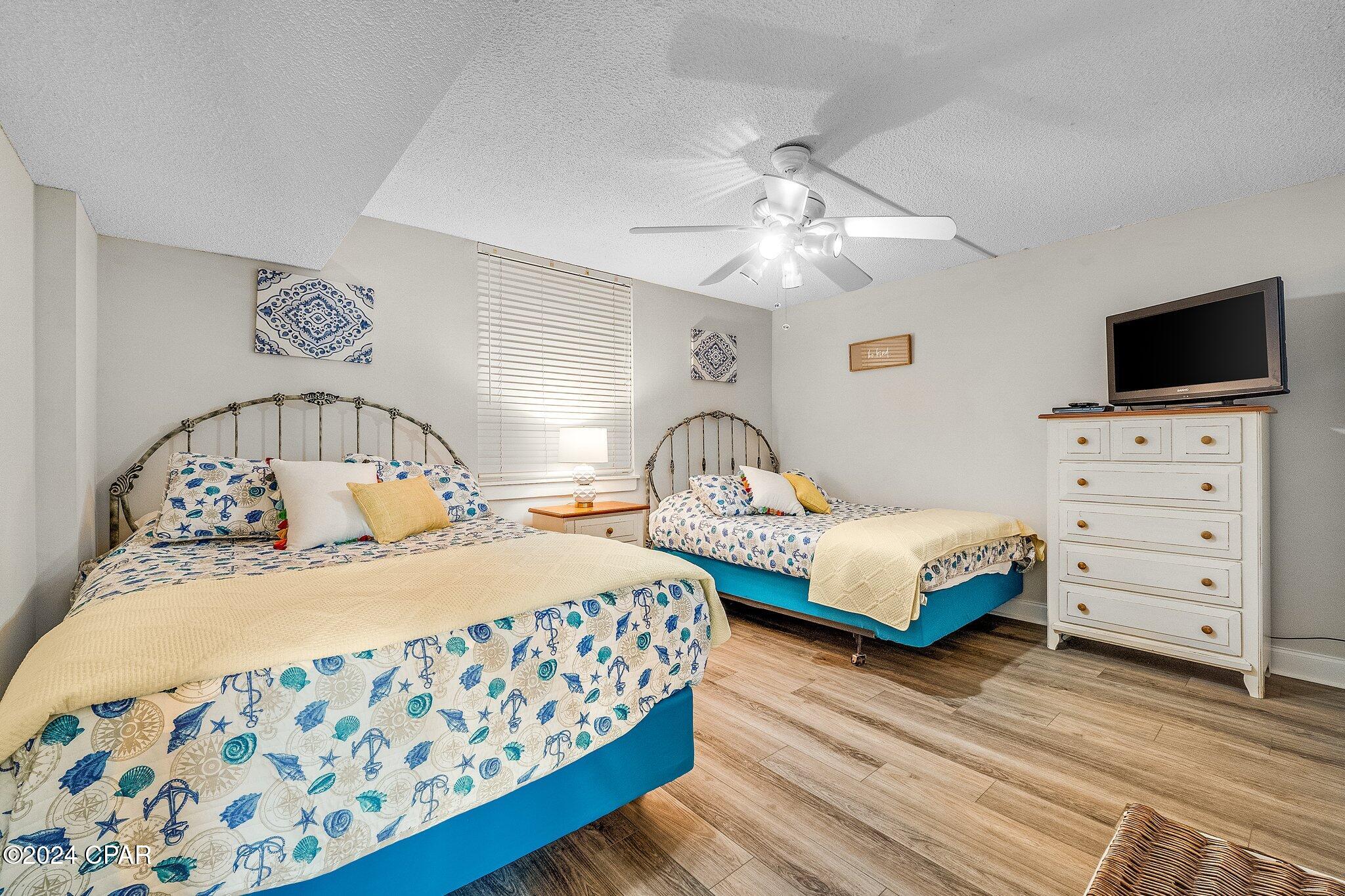 Dolphin Point - Residential