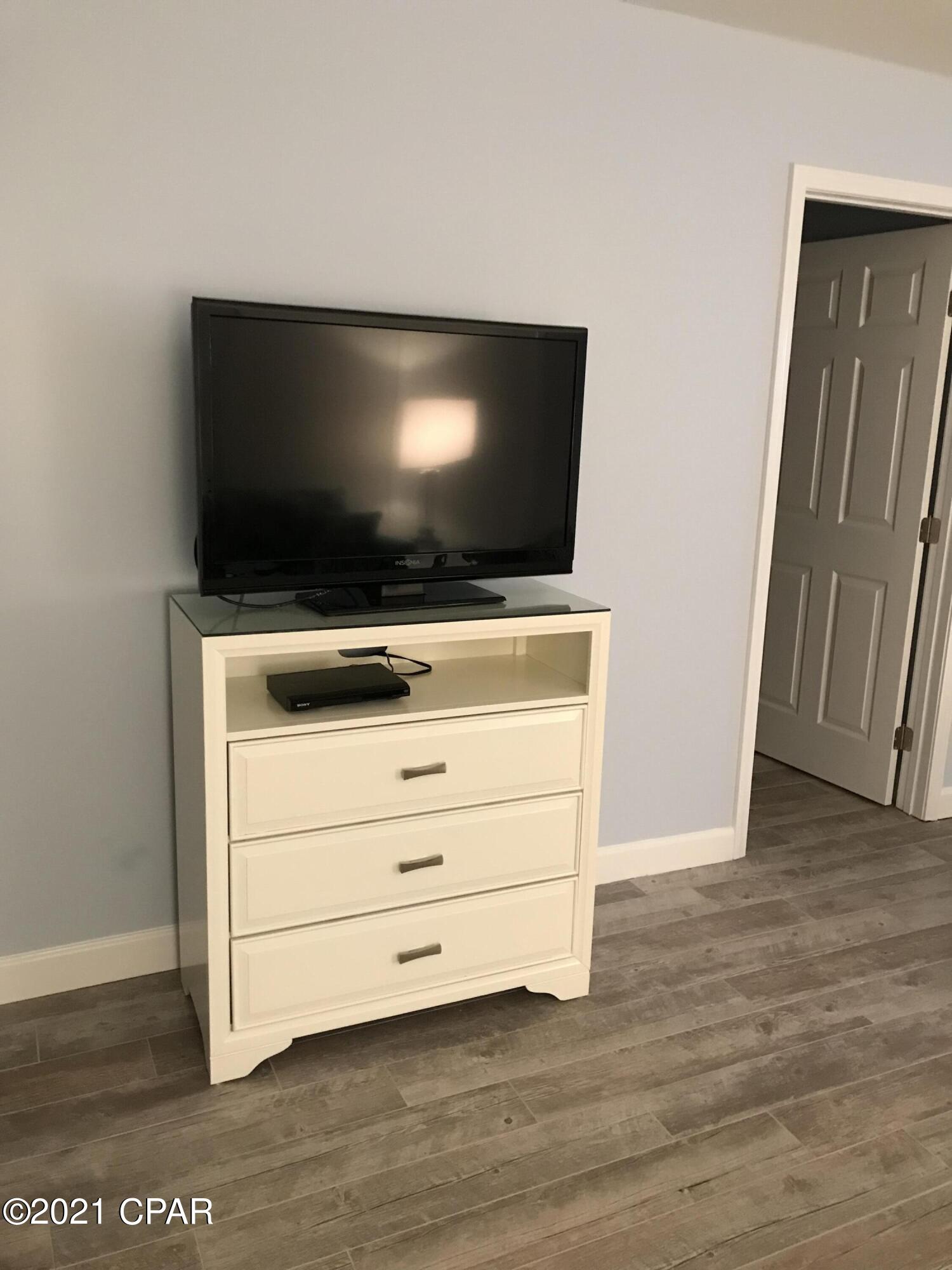 Edgewater Tower III - Residential