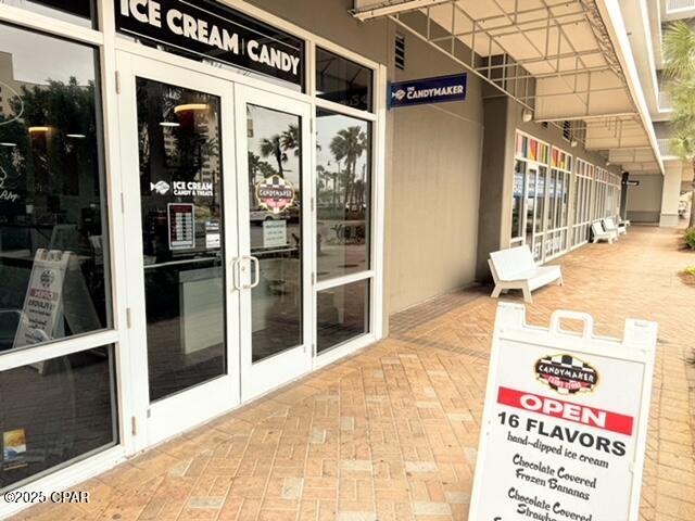 Laketown Wharf - Residential