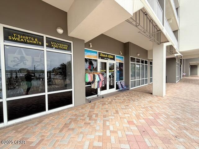 Laketown Wharf - Residential