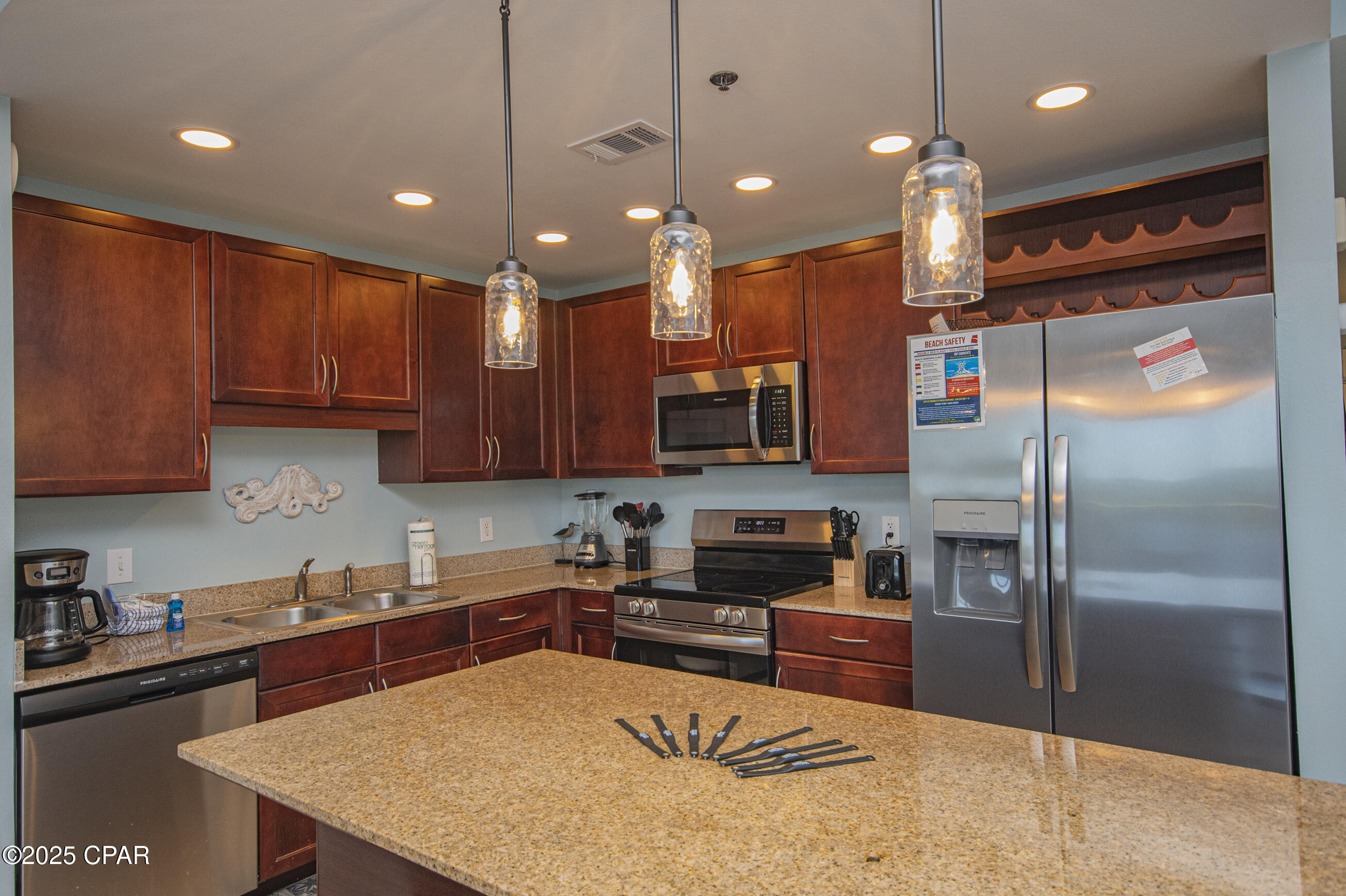 Laketown Wharf - Residential