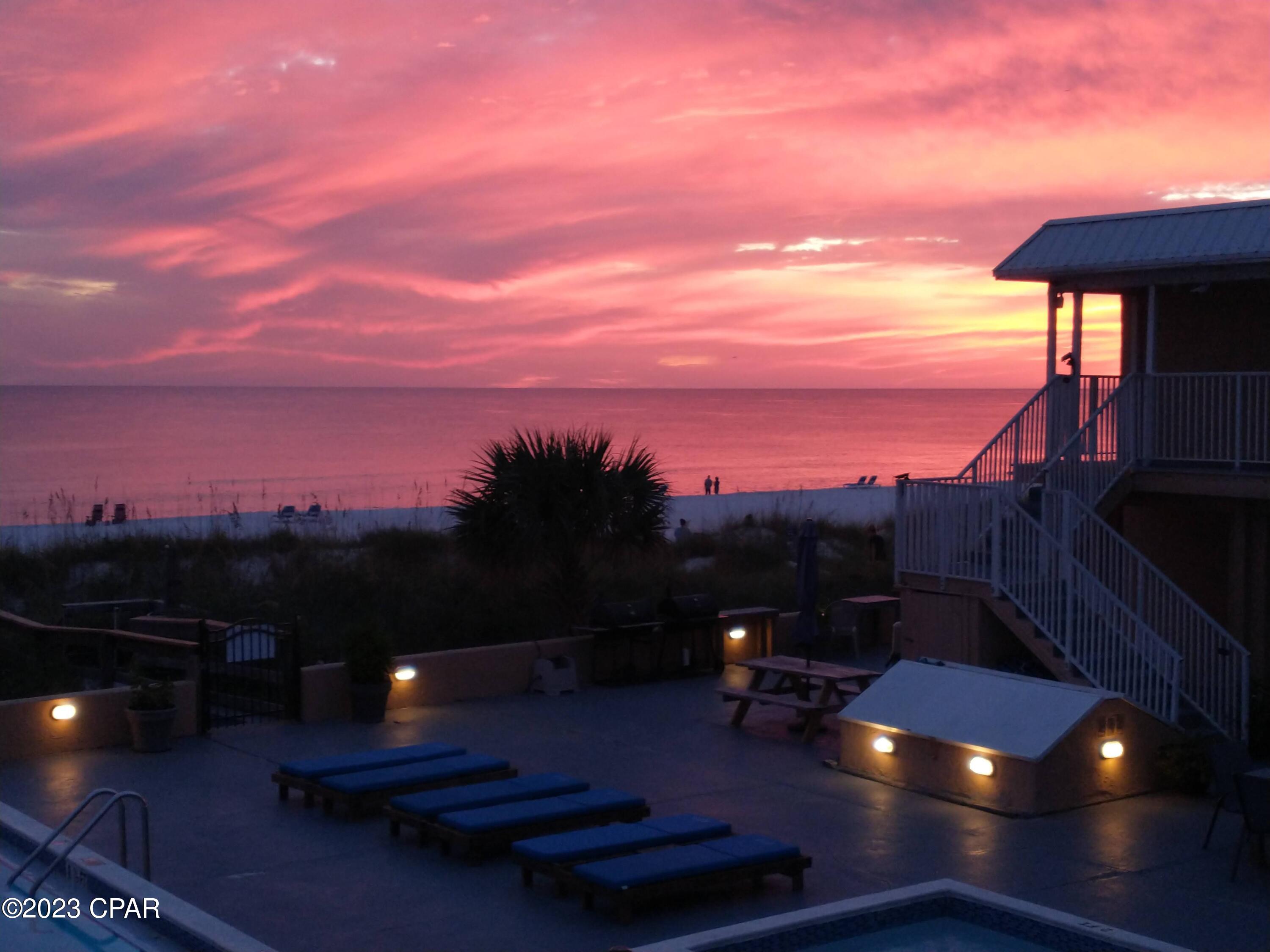 Stingray Condo. - Residential