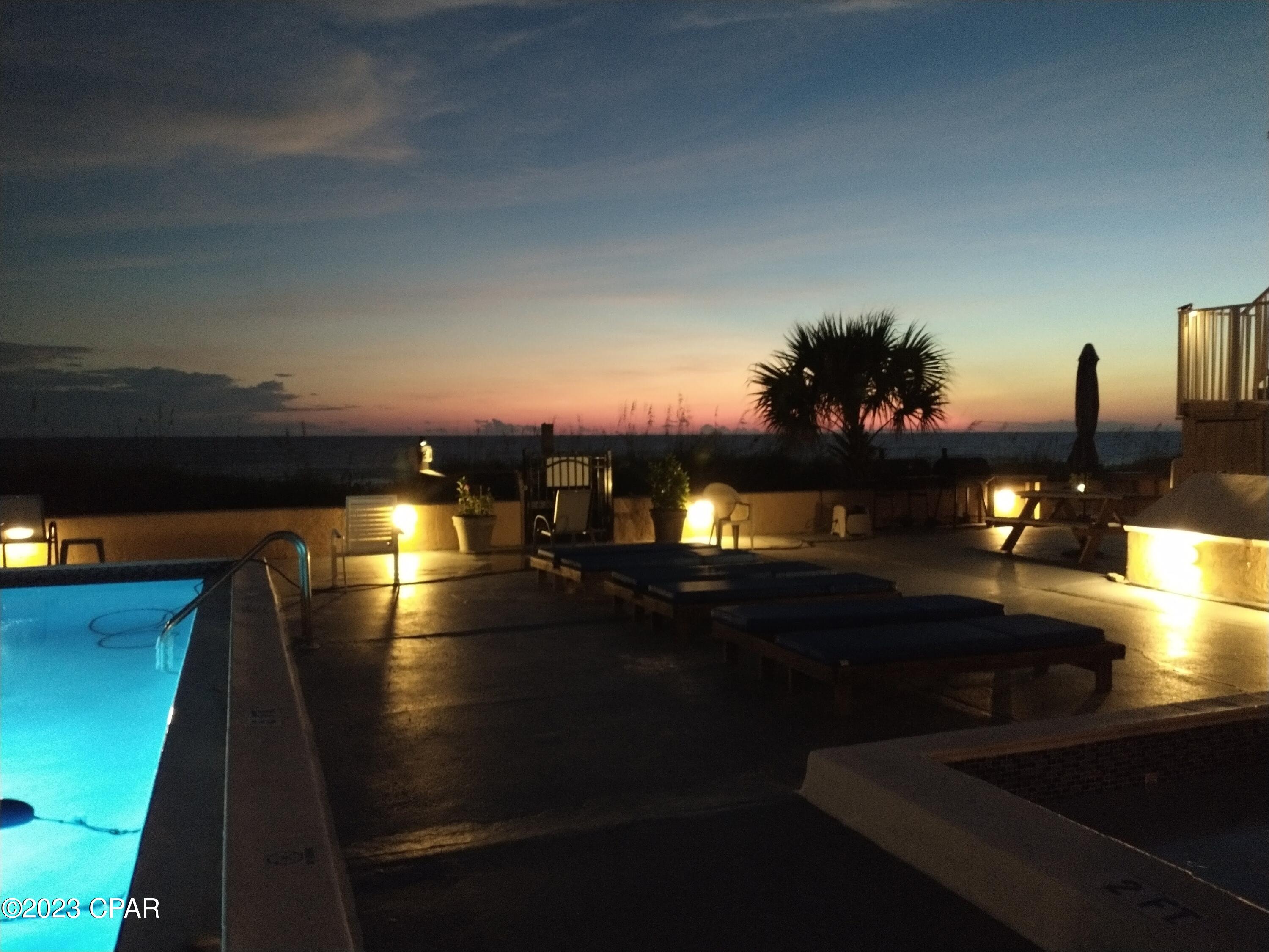 Stingray Condo. - Residential