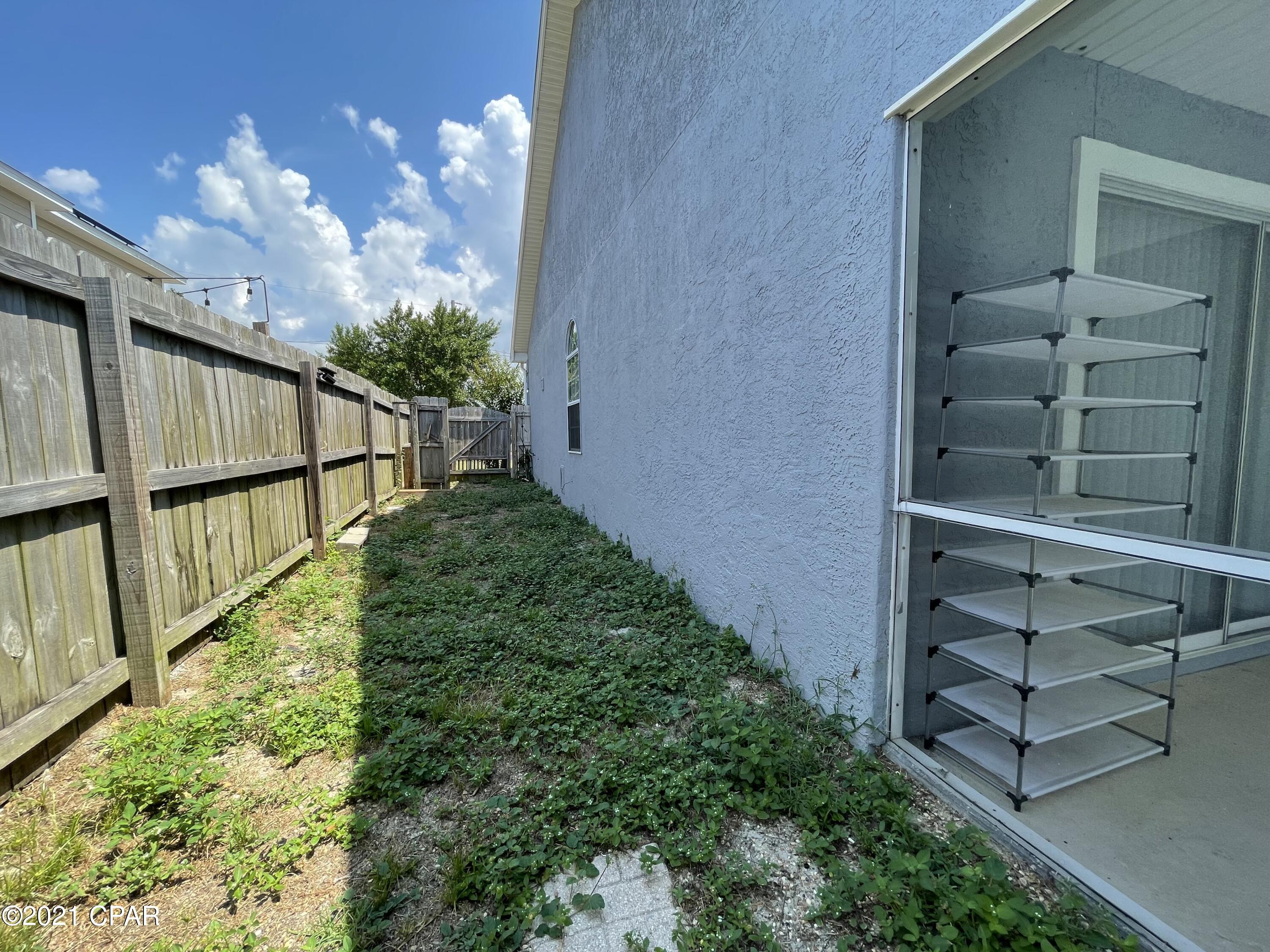 [No Recorded Subdiv] - Residential Lease