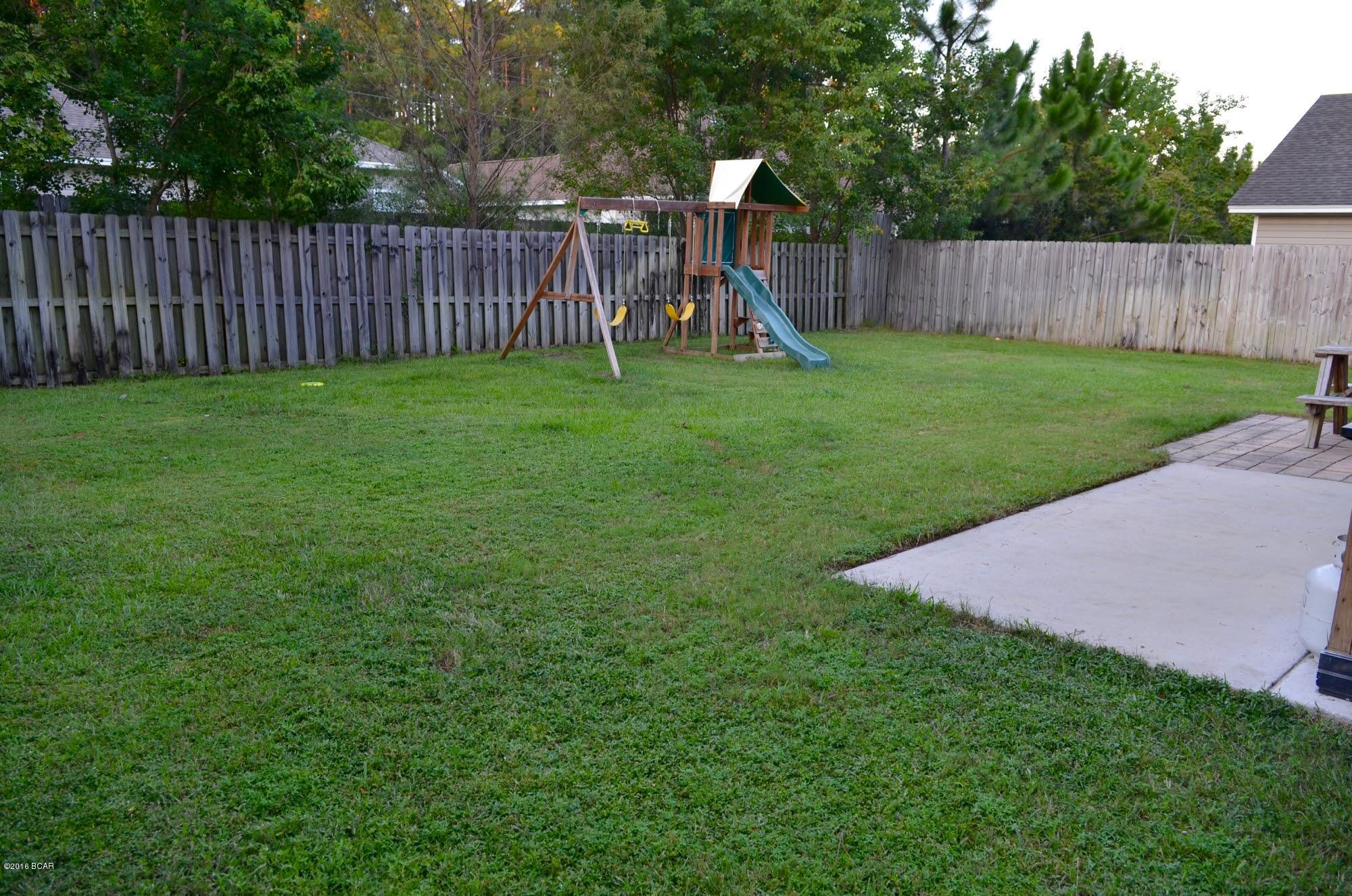 The Pines Of Lynn Haven - Residential