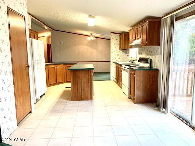 Creek Hollow Estates Unit 3 - Residential