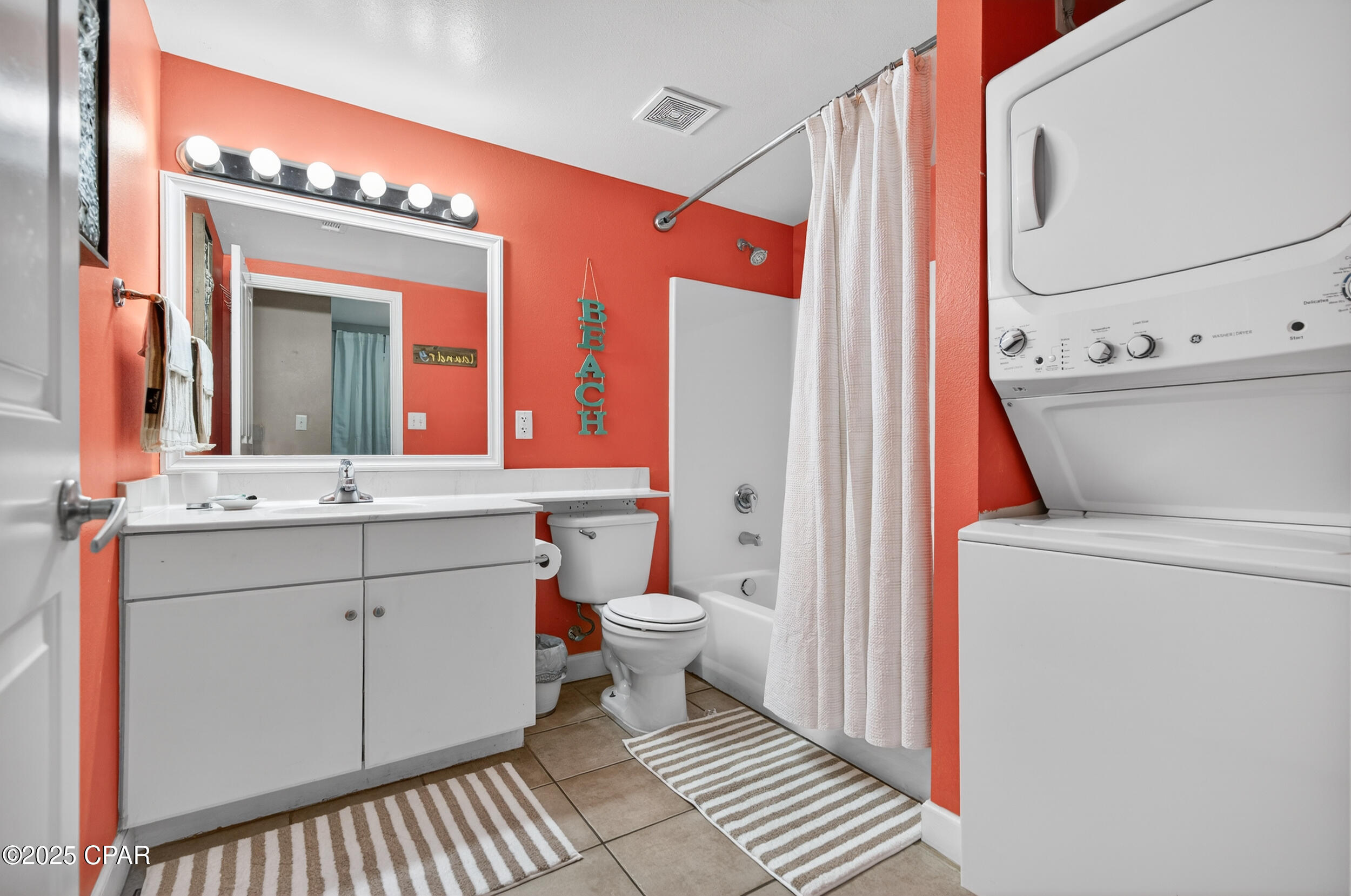 Shores Of Panama - Residential