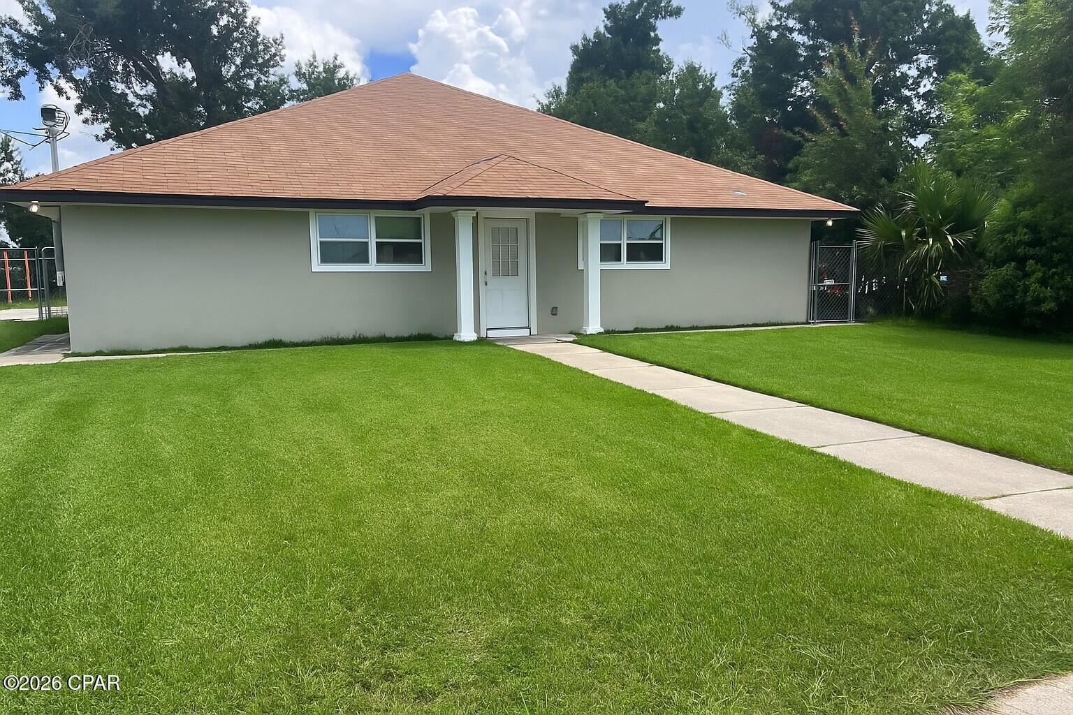 No Named Subdivision - Commercial Lease