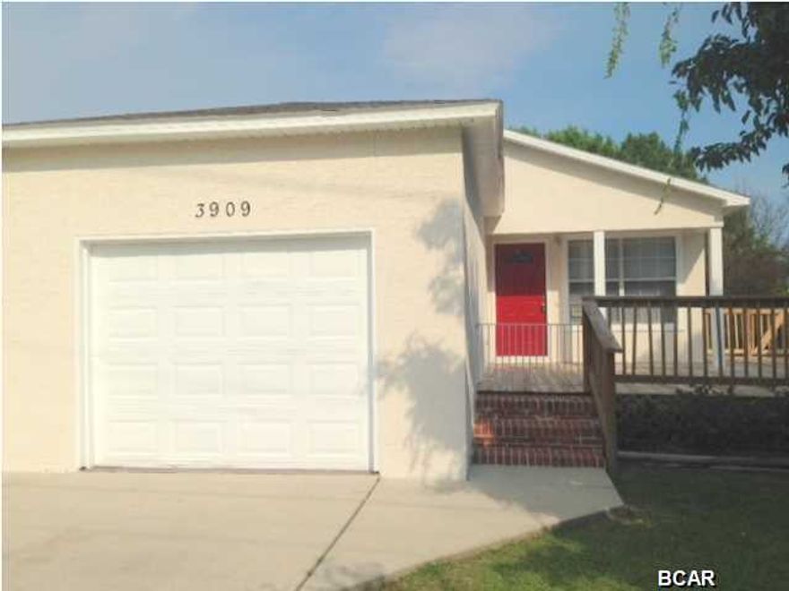 Create Barefoot Memories on the worlds most beautiful beaches! If you are thinking about purchasing a vacation home, this arrived just in time! 3 bedroom 2 bathroom house is located off of Thomas Dr and only few blocks to the beach. Age, Square Footage, and room sizes approx, if important please verify.