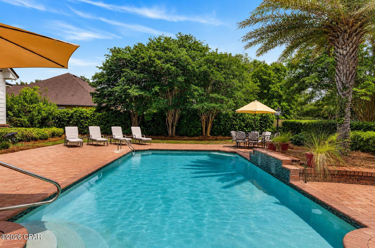 Legend Lakes - Residential