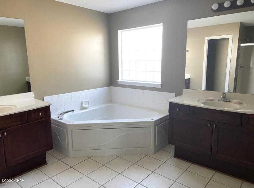 Hammocks - Residential Lease