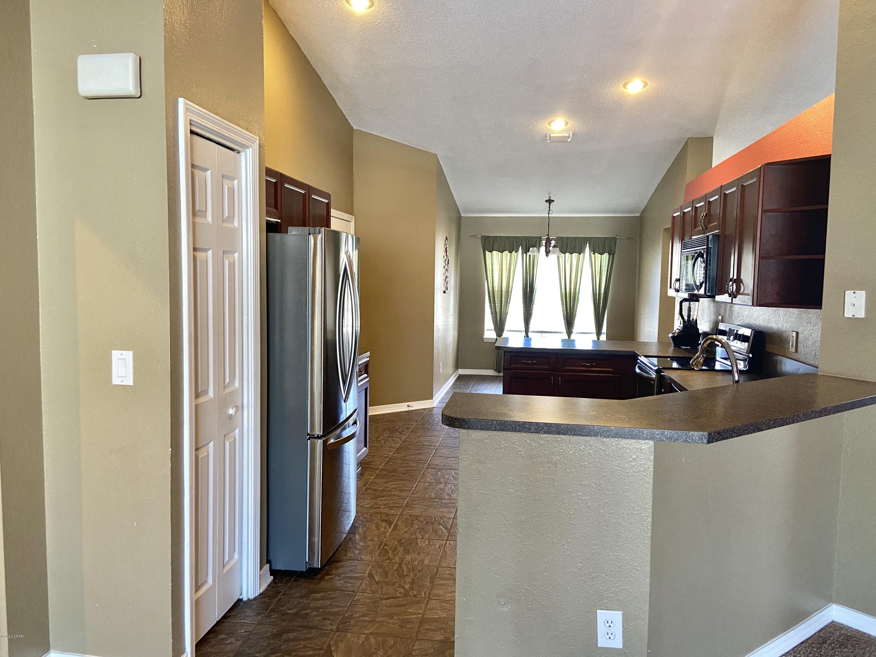 Hammocks - Residential Lease