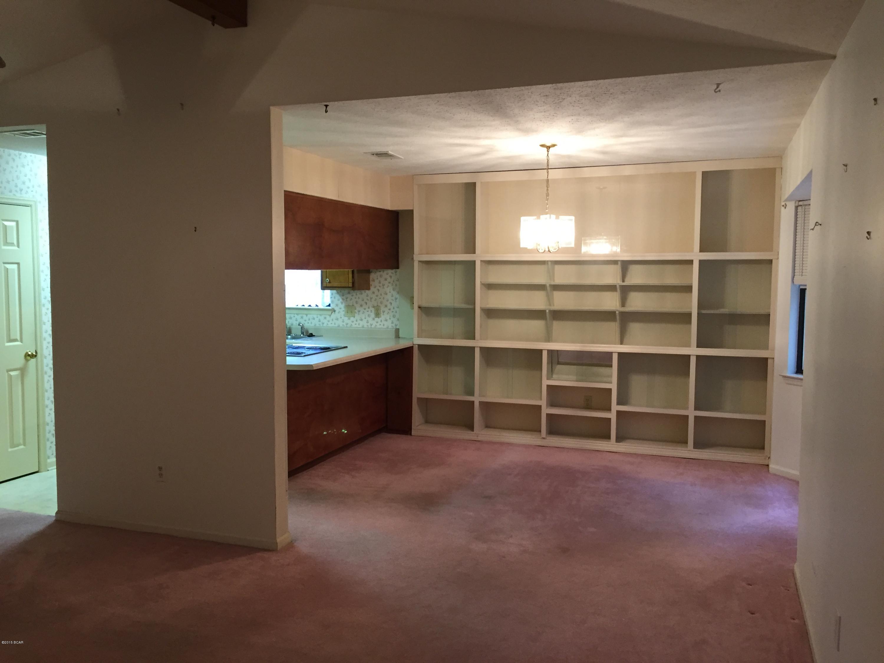 Gulf Coast Village U-2 - Residential