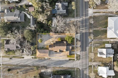 A home in Chipley