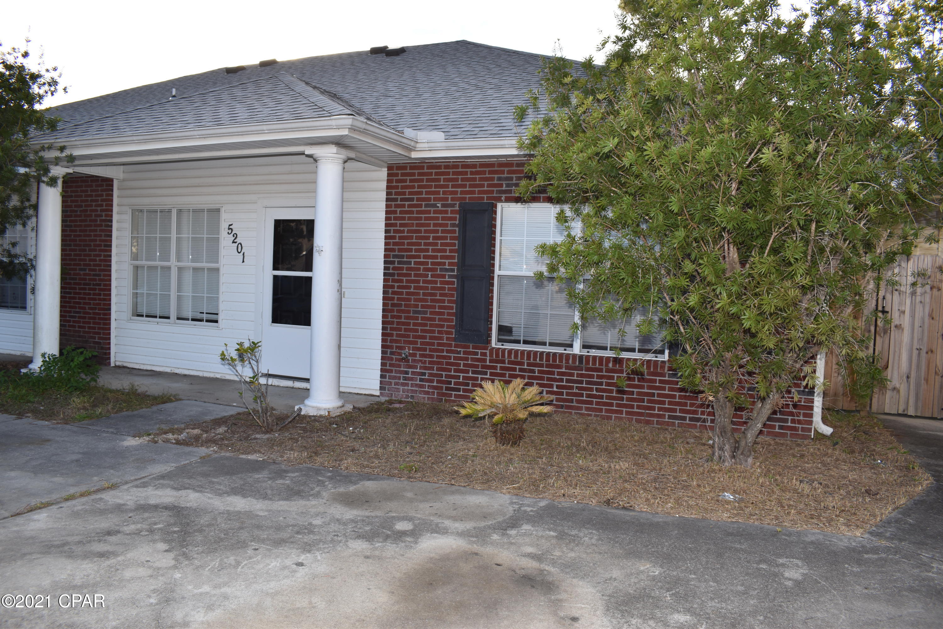 [No Recorded Subdiv] - Residential Lease