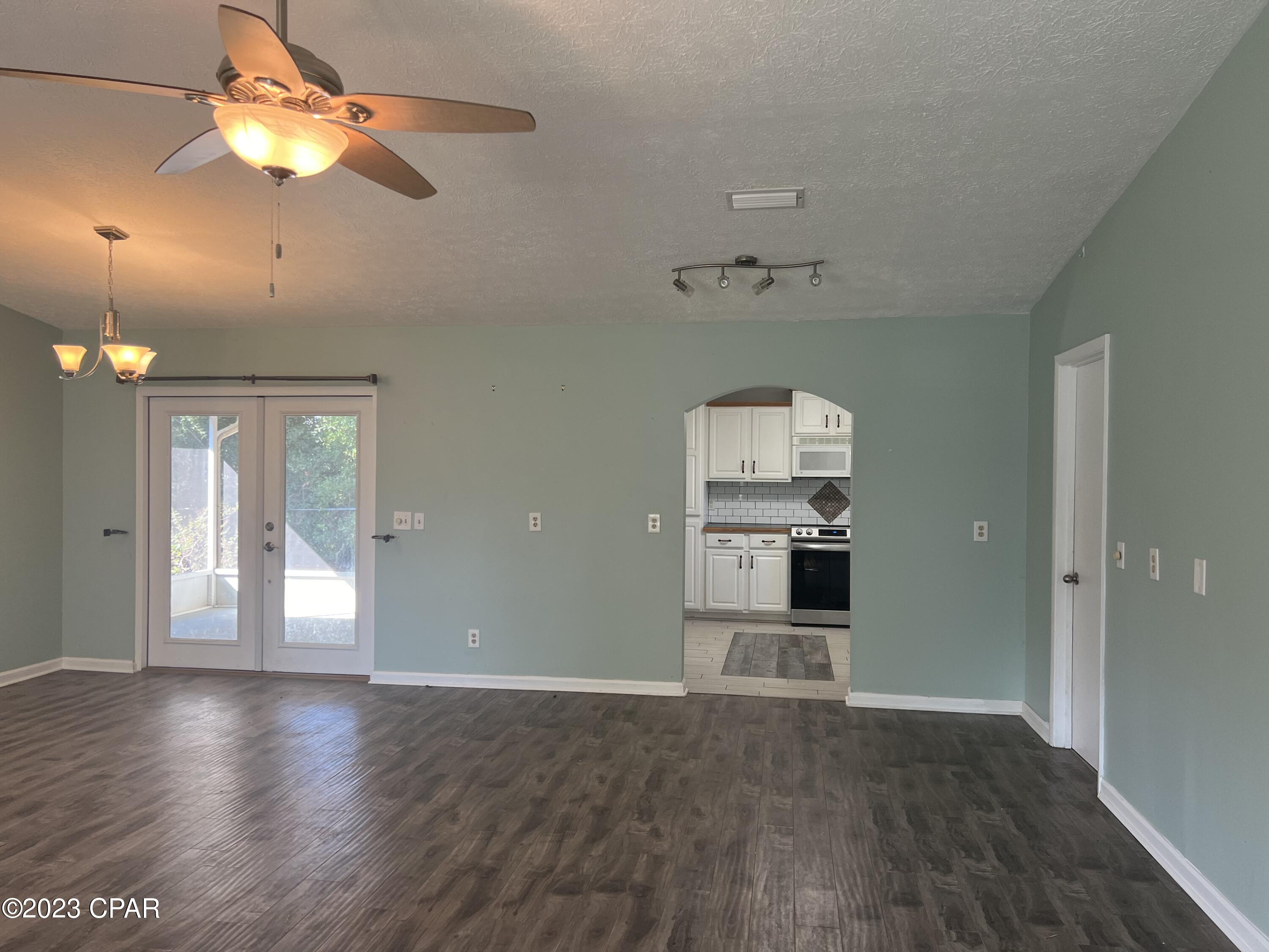 Venetian Villa - Residential