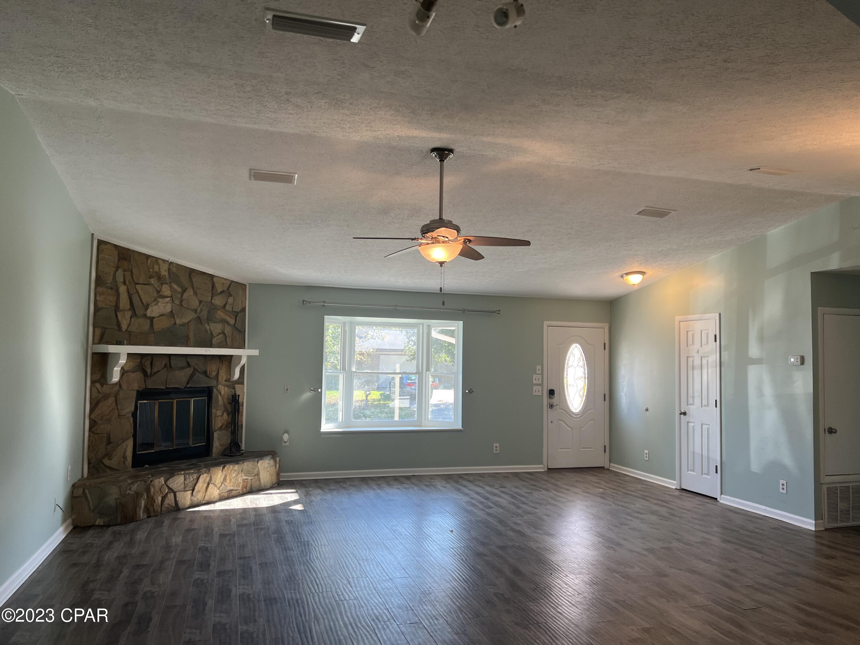 Venetian Villa - Residential