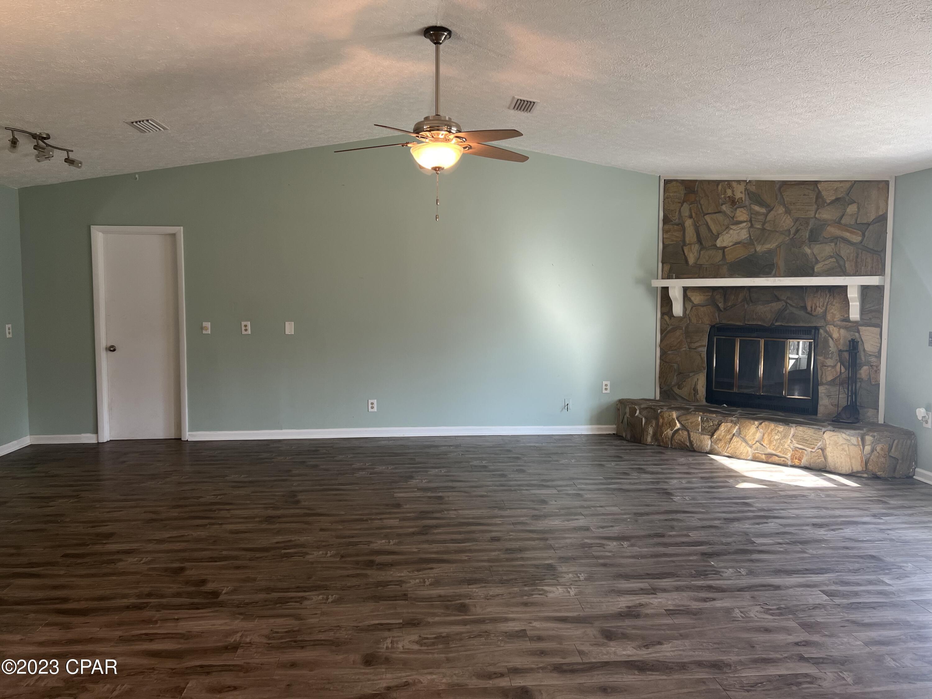 Venetian Villa - Residential