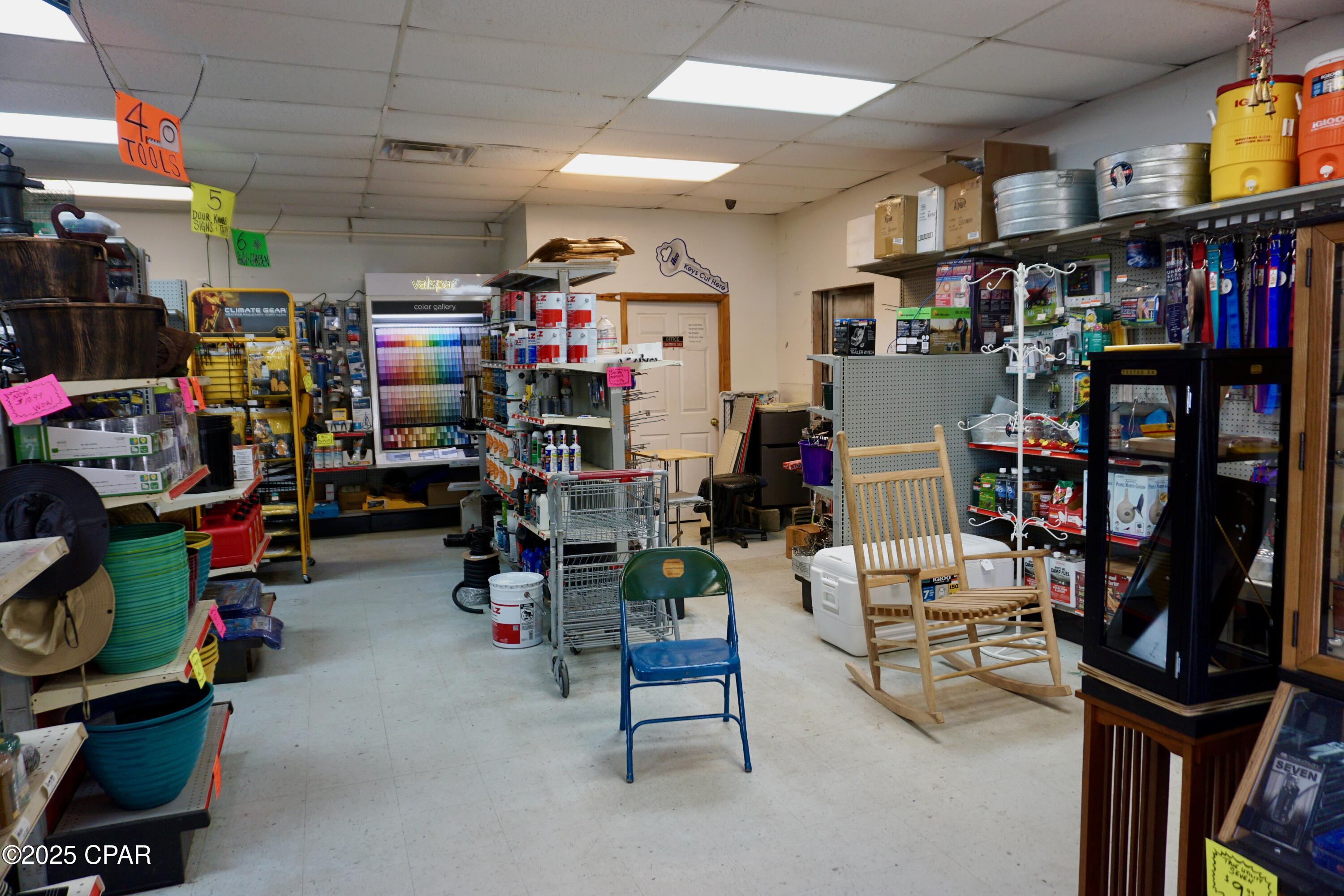 [No Recorded Subdiv] - Commercial Sale