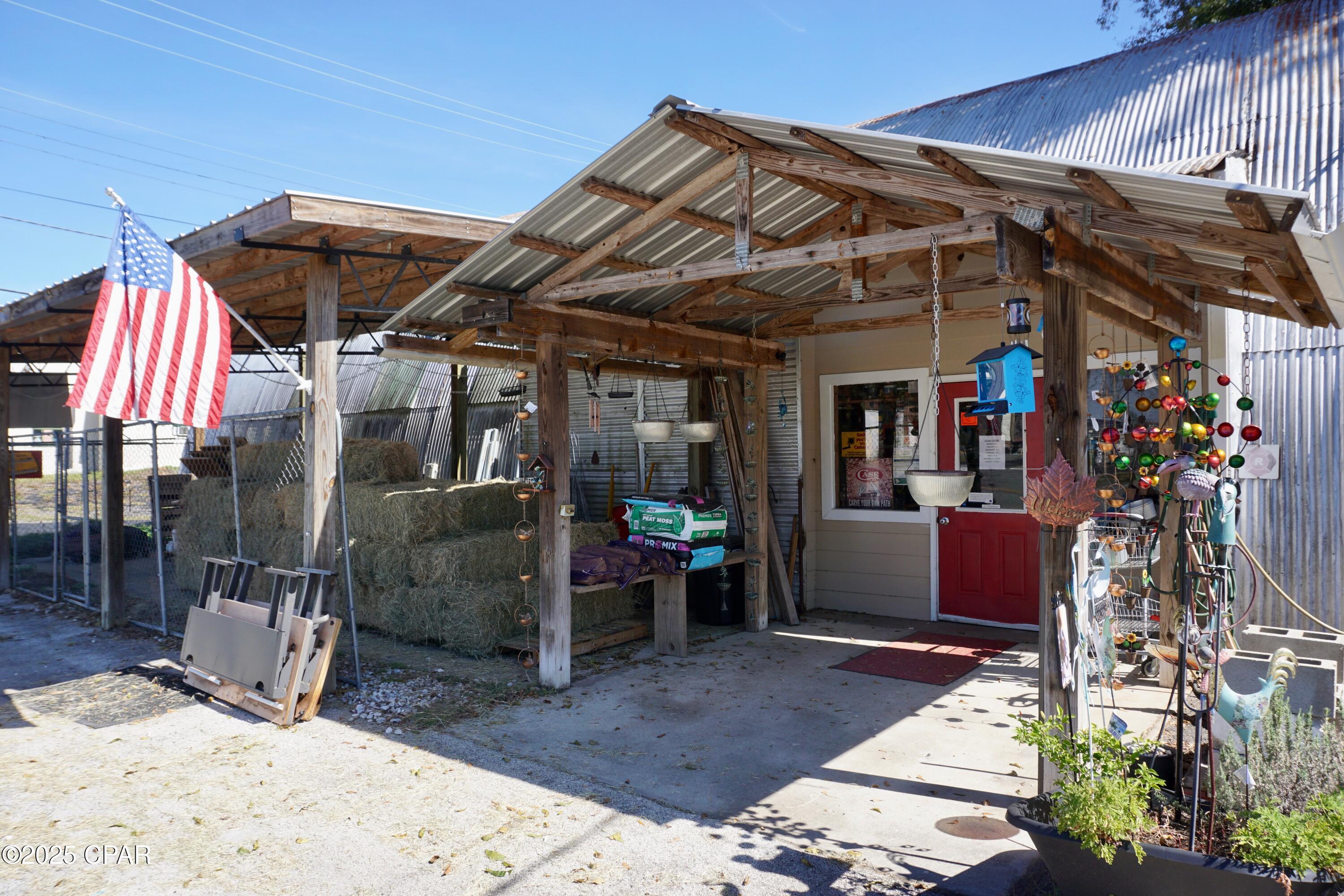 [No Recorded Subdiv] - Commercial Sale