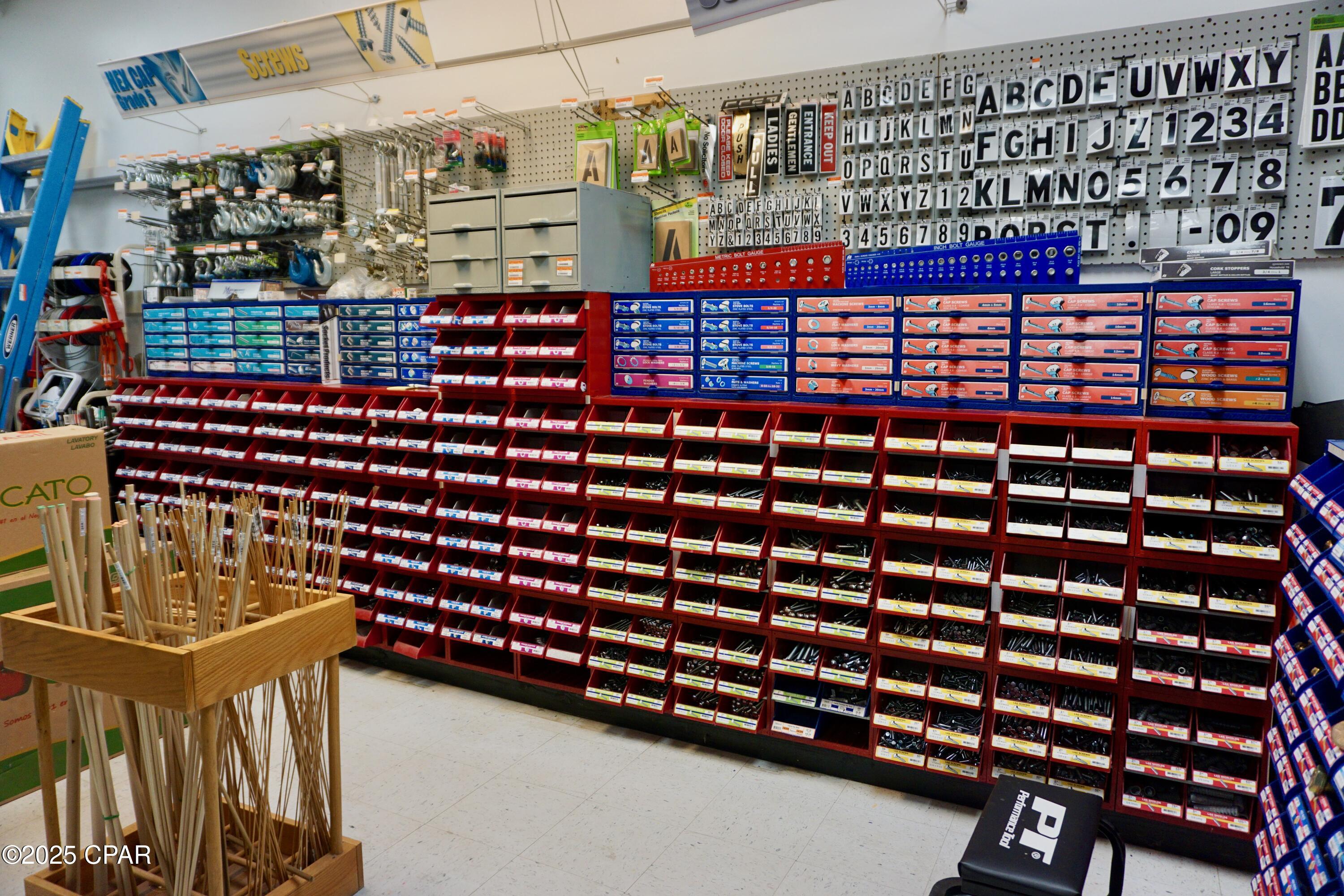 [No Recorded Subdiv] - Commercial Sale