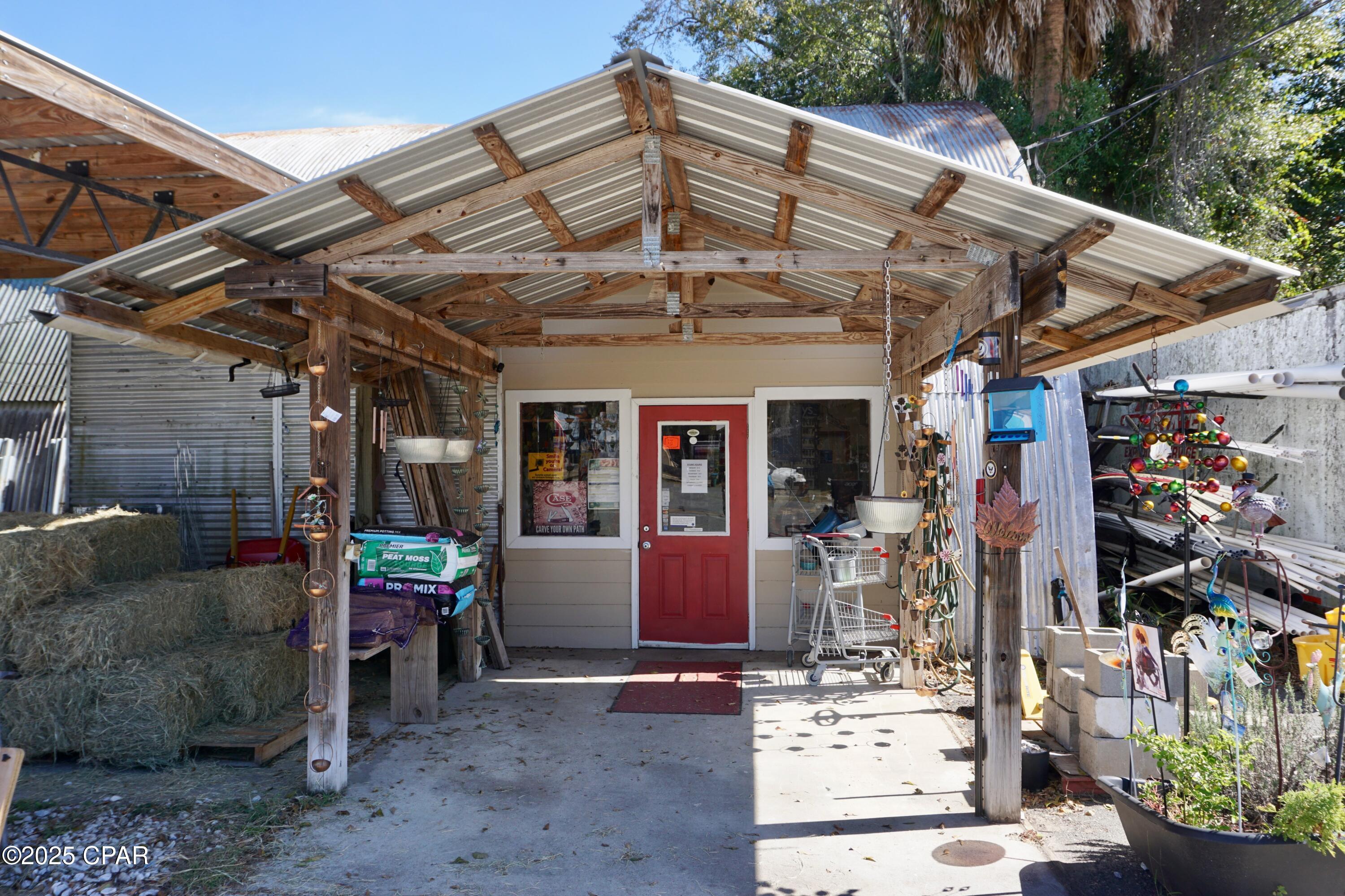 [No Recorded Subdiv] - Commercial Sale