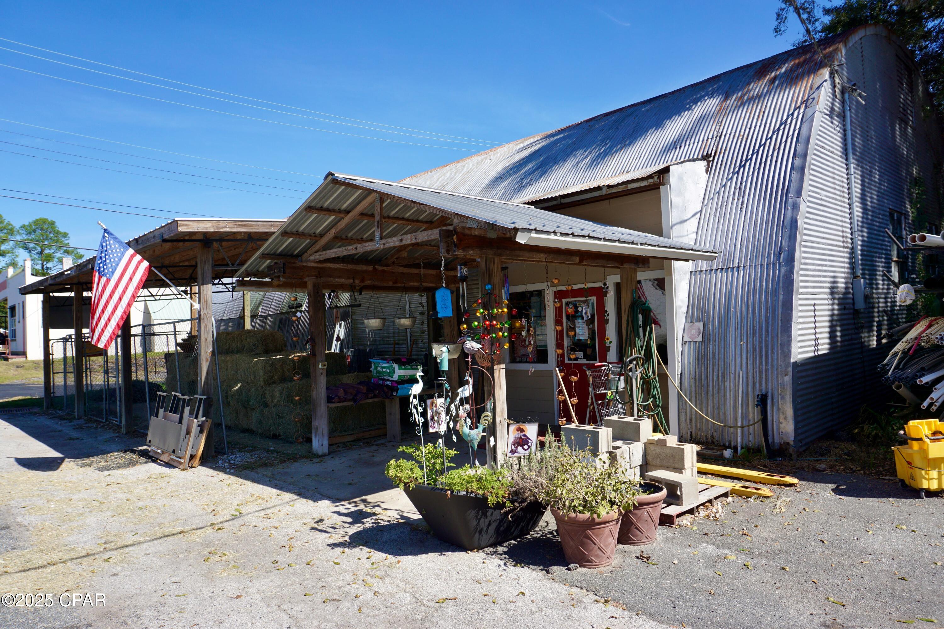 [No Recorded Subdiv] - Commercial Sale