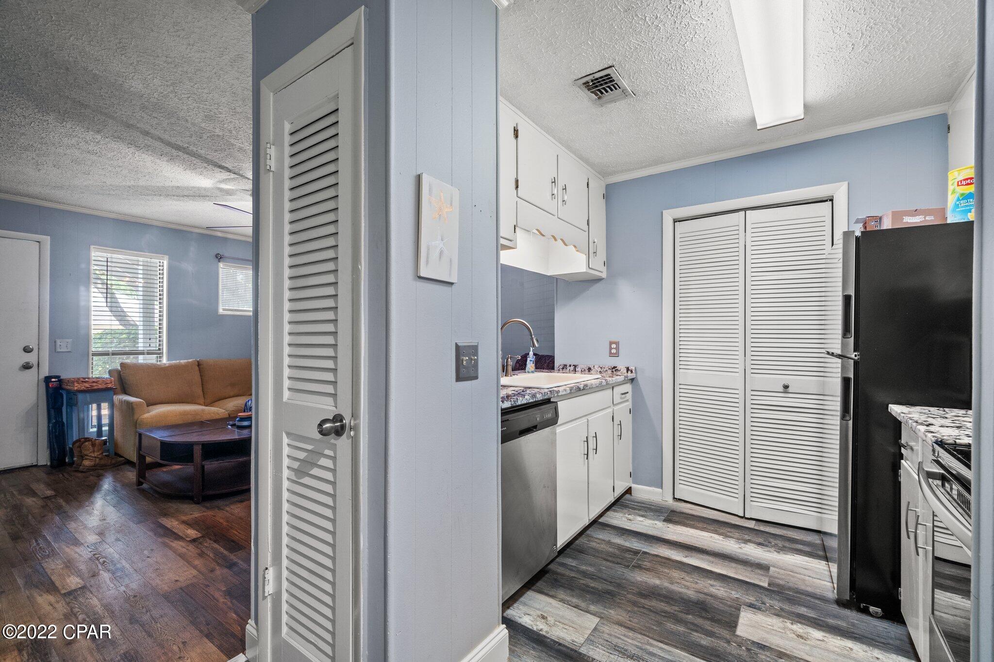 Grand Lagoon Cove Condominium - Residential