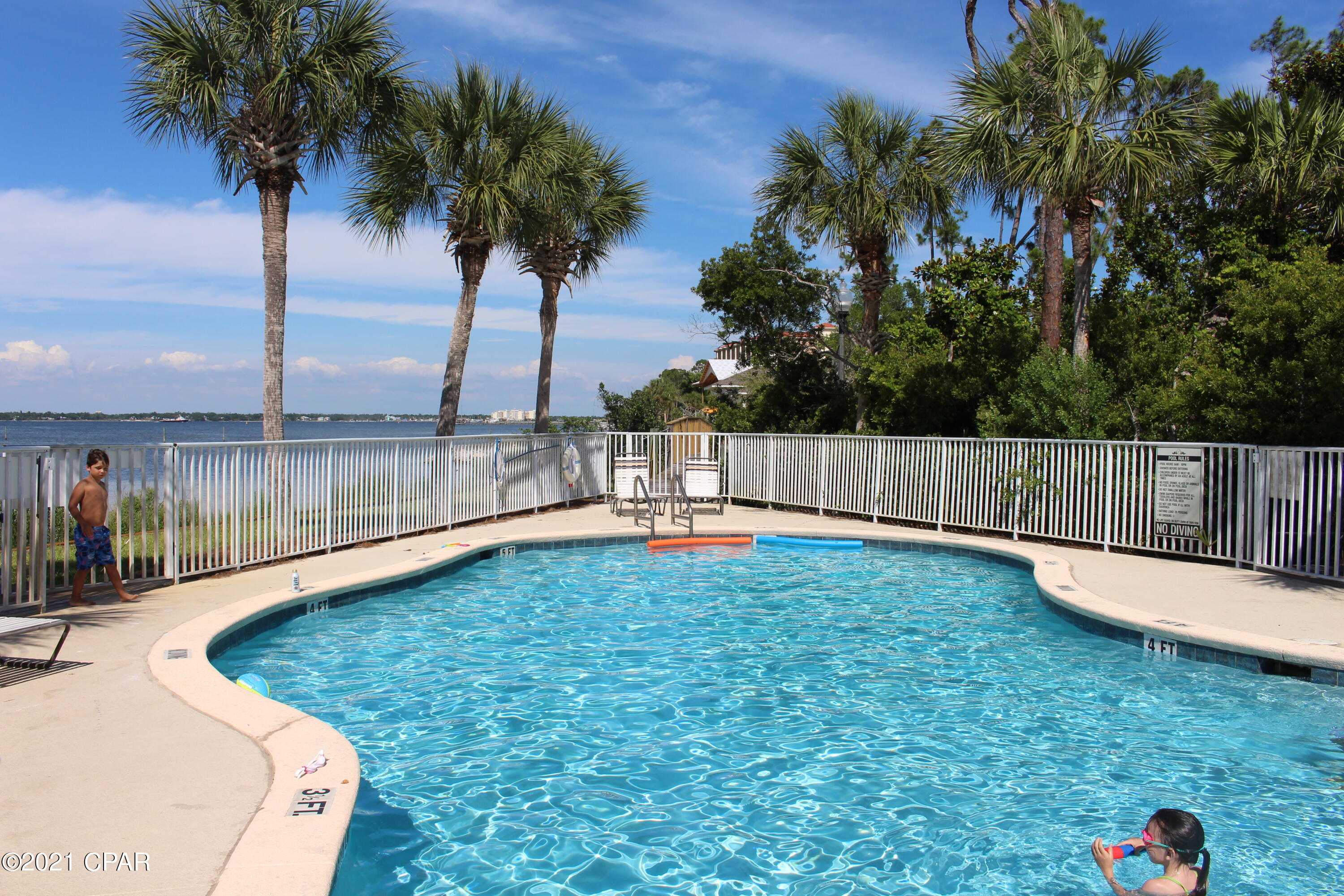 Pelican Bay - Residential