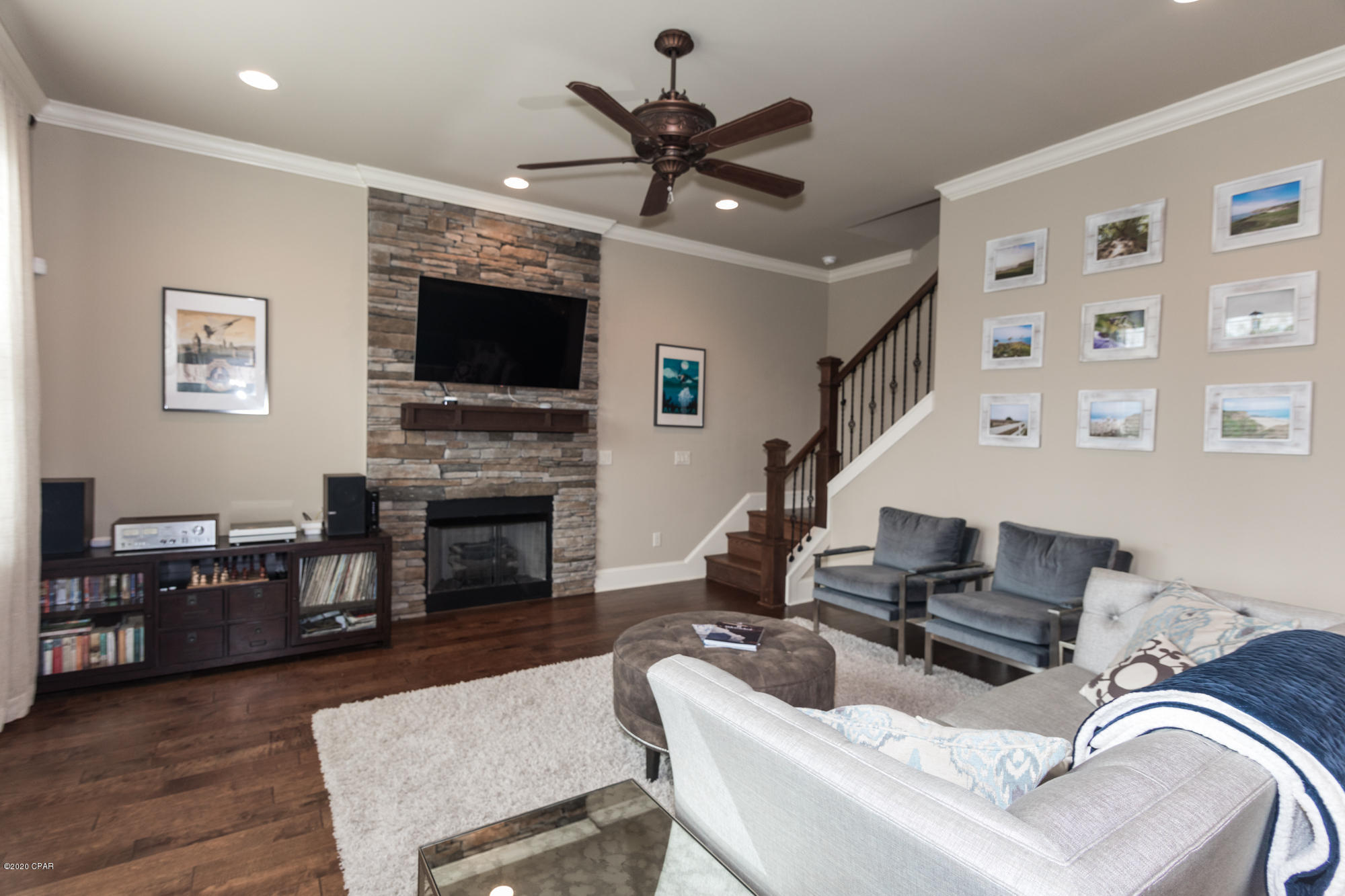 College Oaks - Residential